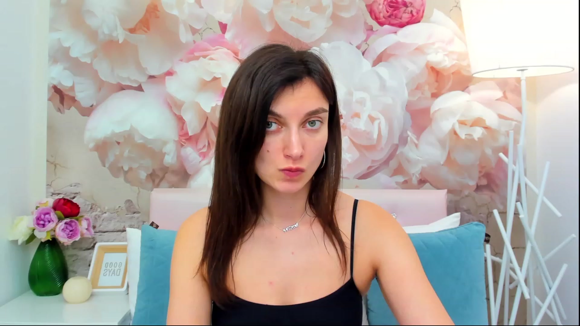 Gallery image thumbnail from SandraFitt's myfreecams stream on, 04/17/2023, 11:31 image 15 of 20