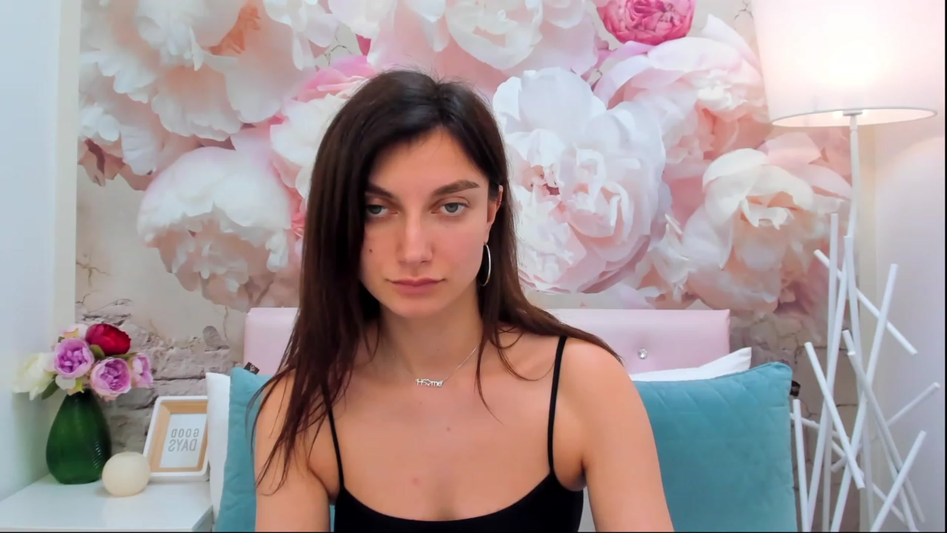 Gallery image thumbnail from SandraFitt's myfreecams stream on, 04/17/2023, 11:31 image 2 of 20