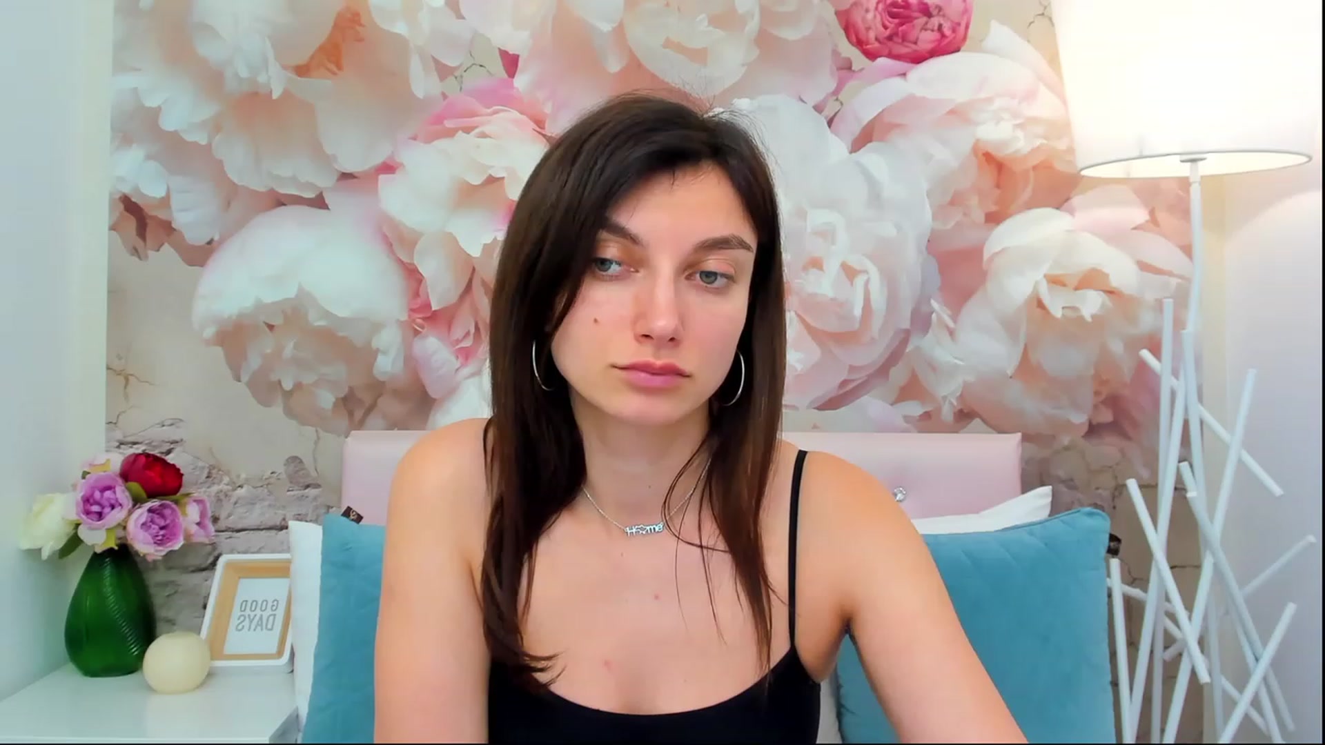 Gallery image thumbnail from SandraFitt's myfreecams stream on, 04/17/2023, 11:31 image 18 of 20