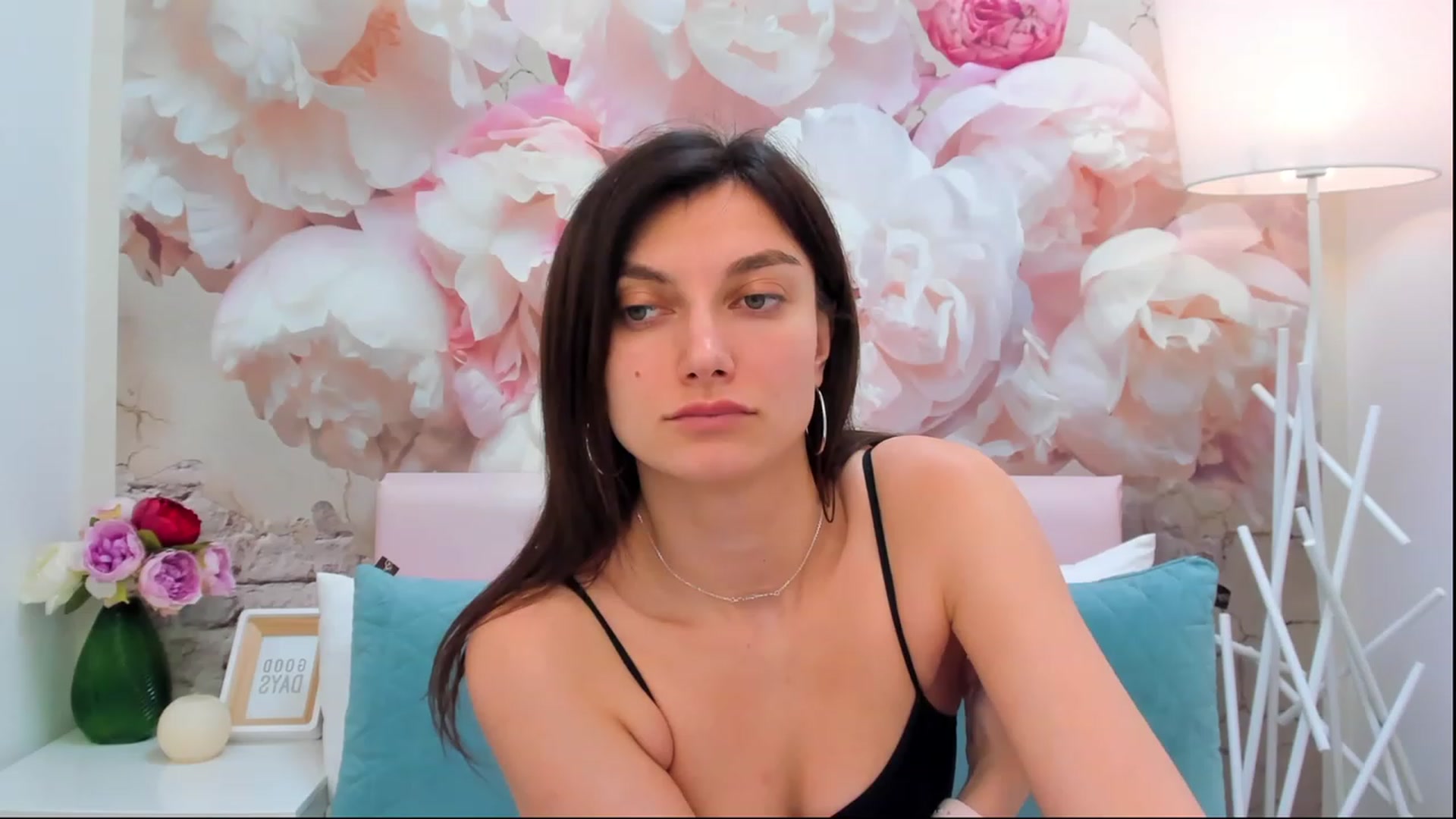 Gallery image thumbnail from SandraFitt's myfreecams stream on, 04/17/2023, 11:31 image 3 of 20