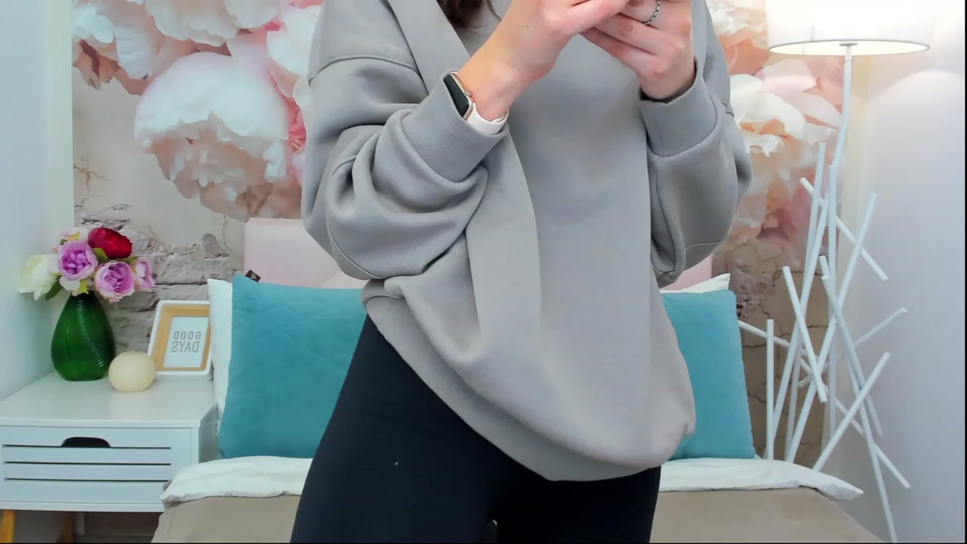 Gallery image thumbnail from SandraFitt's myfreecams stream on, 04/17/2023, 11:57 image 13 of 20