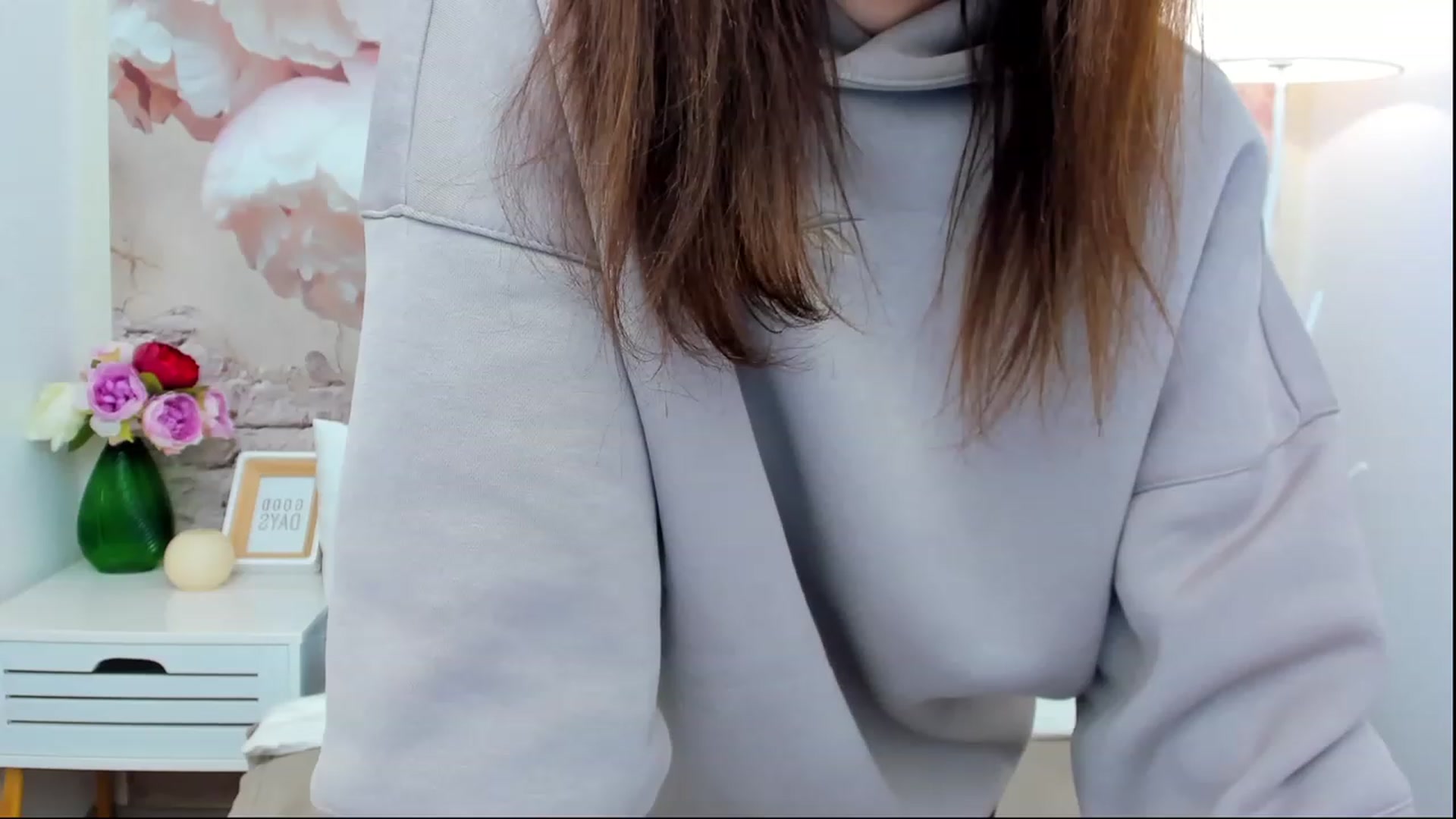 Gallery image thumbnail from SandraFitt's myfreecams stream on, 04/17/2023, 11:57 image 12 of 20