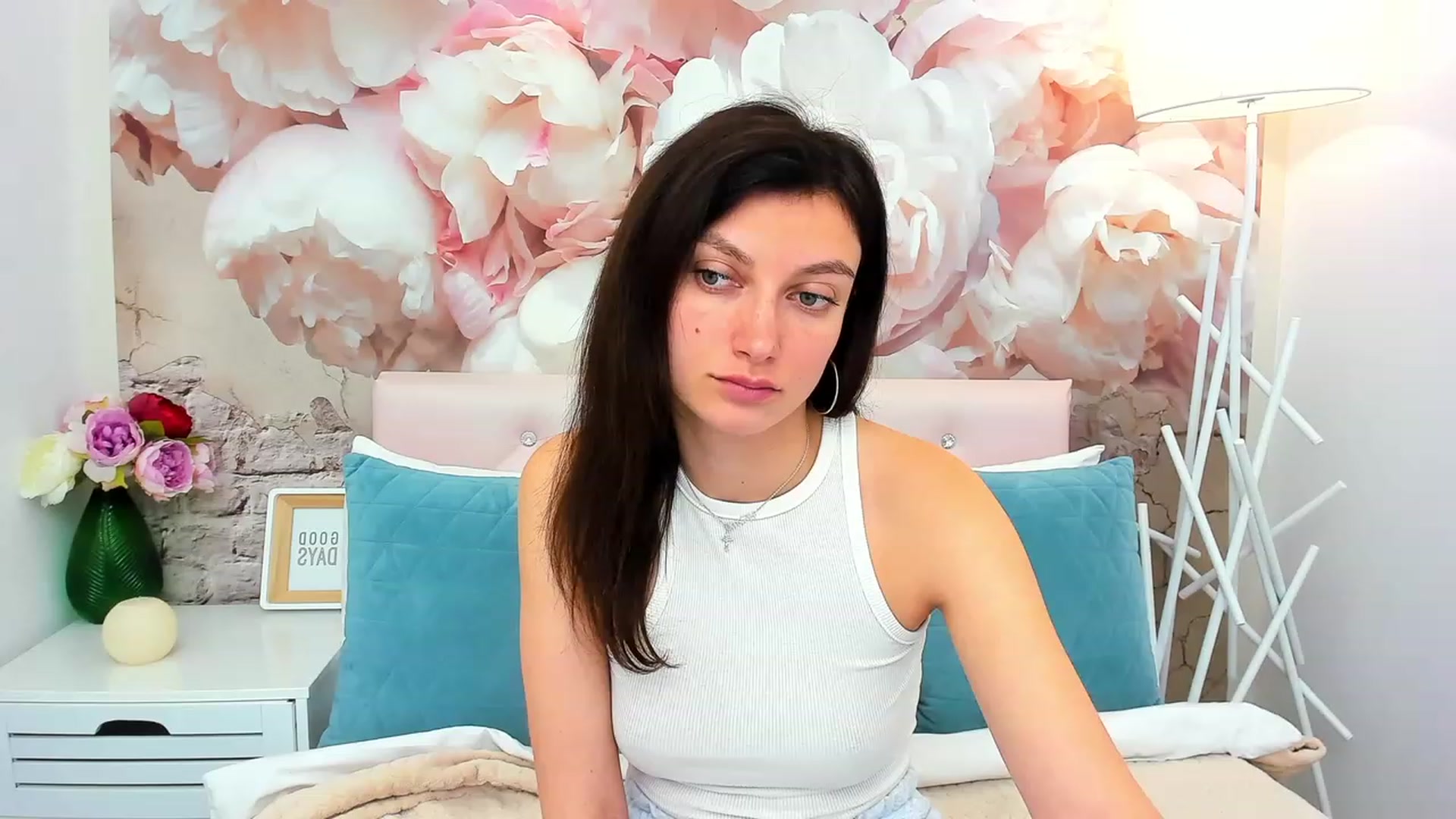 Gallery image thumbnail from SandraFitt's myfreecams stream on, 05/10/2023, 10:23 image 20 of 20