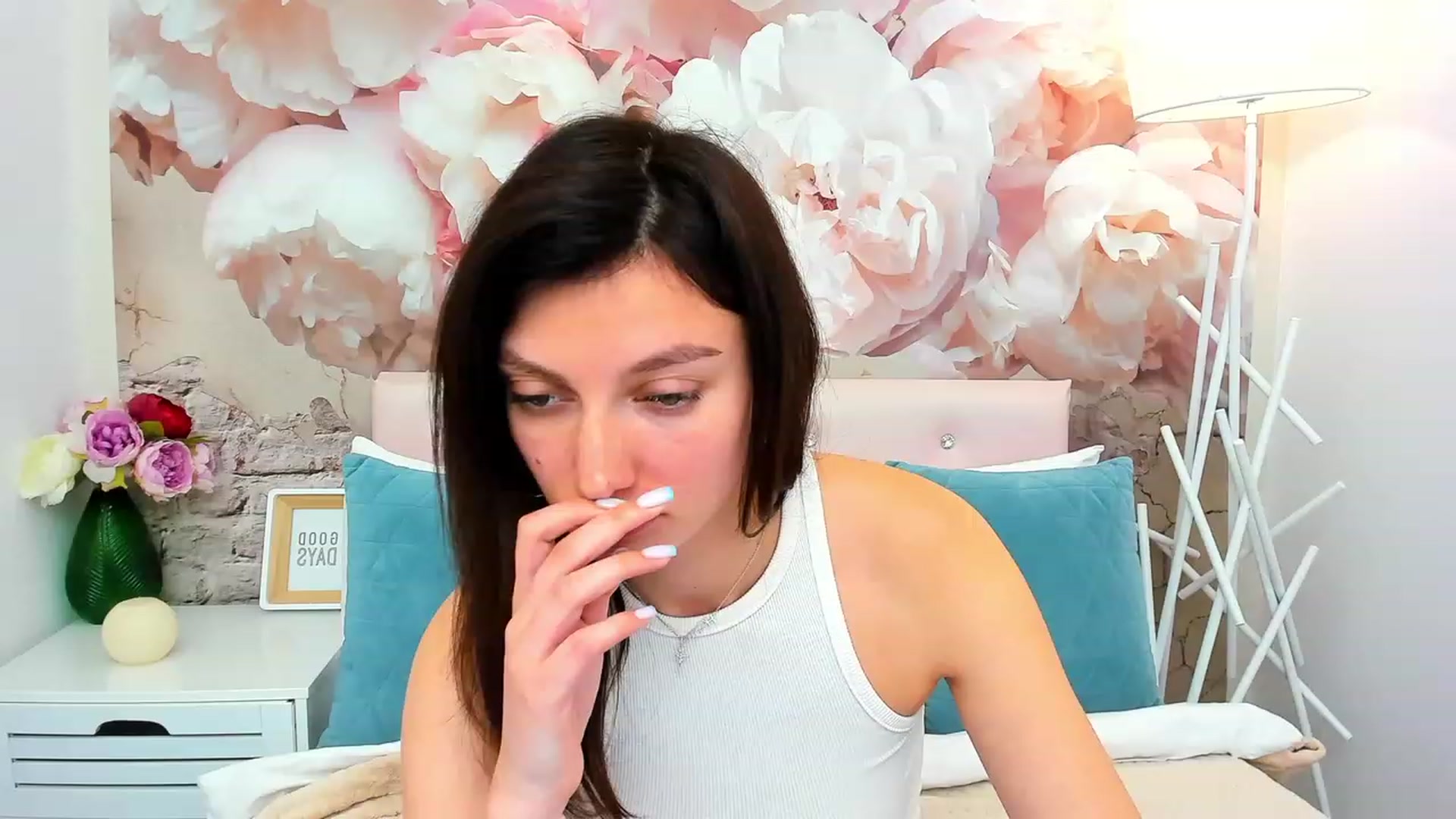 Gallery image thumbnail from SandraFitt's myfreecams stream on, 05/10/2023, 10:23 image 18 of 20