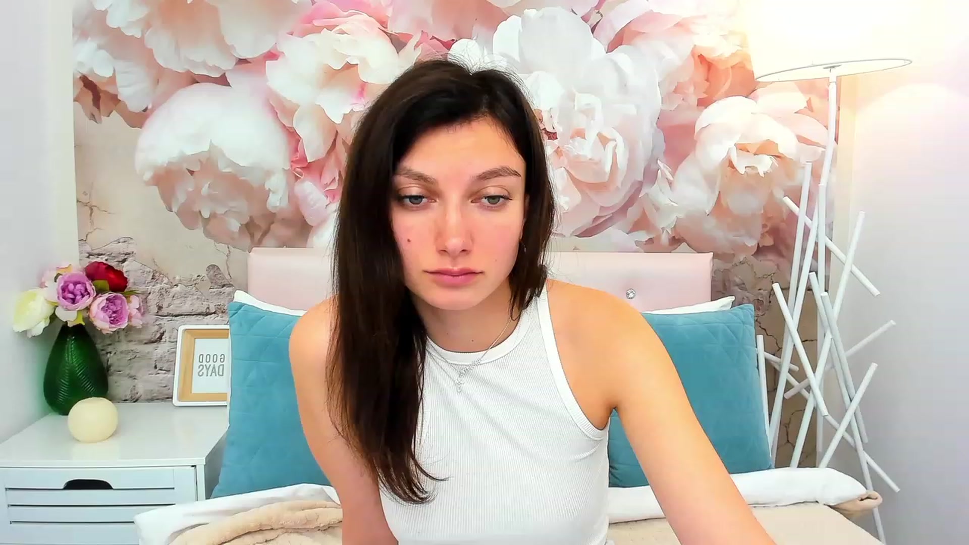 Gallery image thumbnail from SandraFitt's myfreecams stream on, 05/10/2023, 10:23 image 19 of 20
