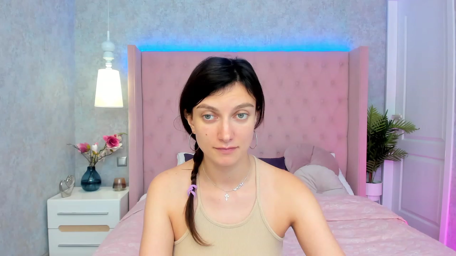 Gallery image thumbnail from SandraFitt's myfreecams stream on, 06/04/2023, 10:51 image 19 of 20