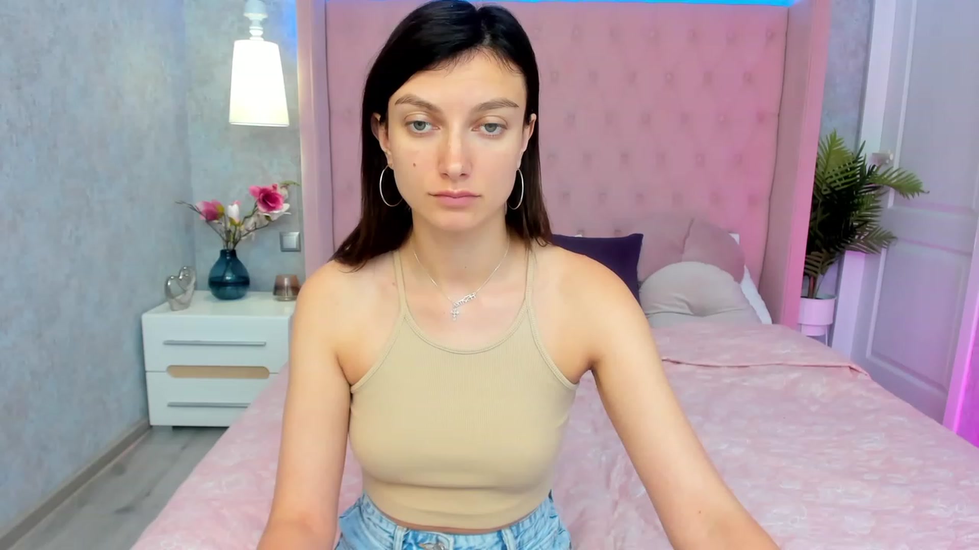 Gallery image thumbnail from SandraFitt's myfreecams stream on, 06/04/2023, 13:11 image 15 of 20