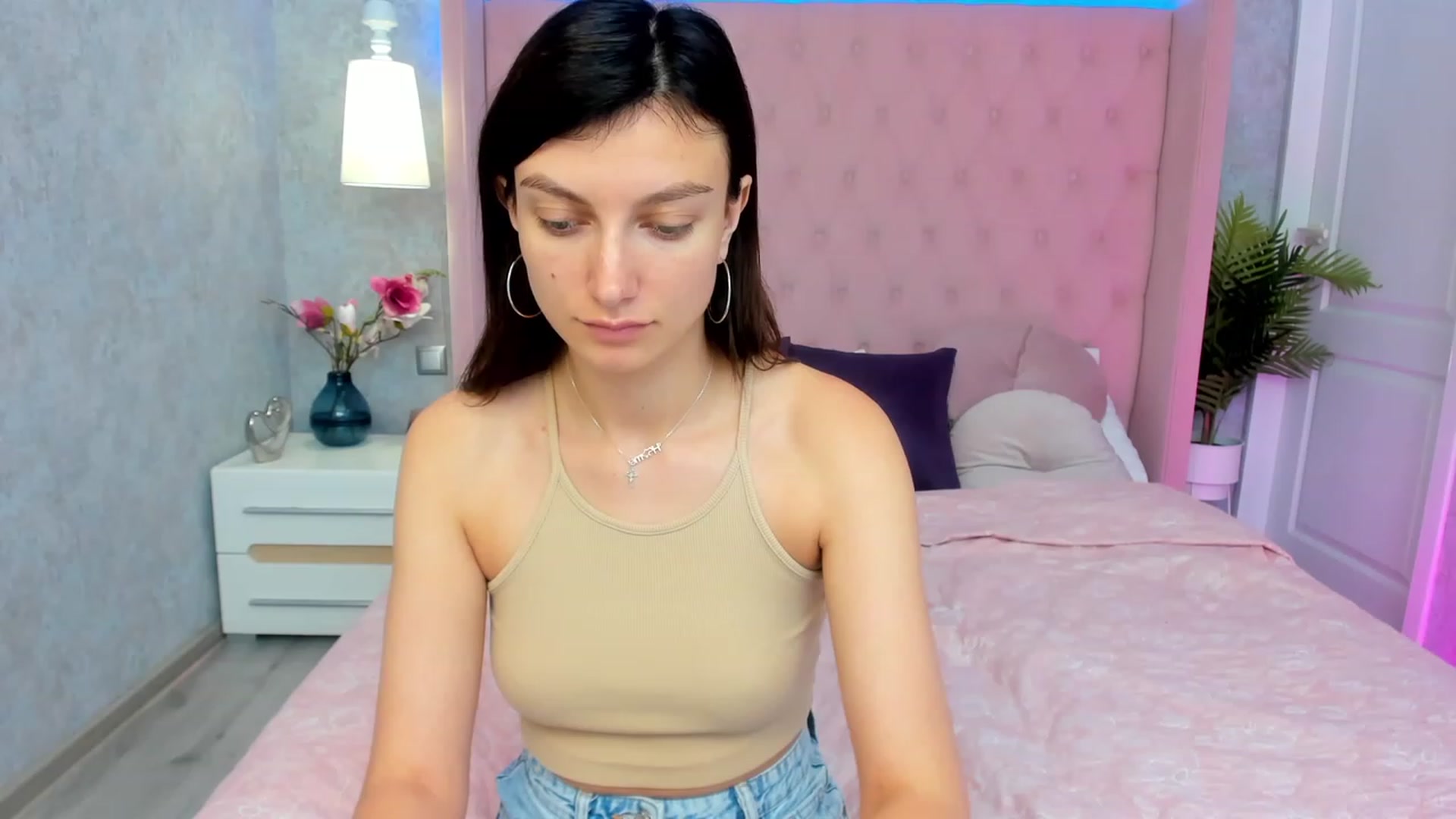 Gallery image thumbnail from SandraFitt's myfreecams stream on, 06/04/2023, 13:11 image 14 of 20