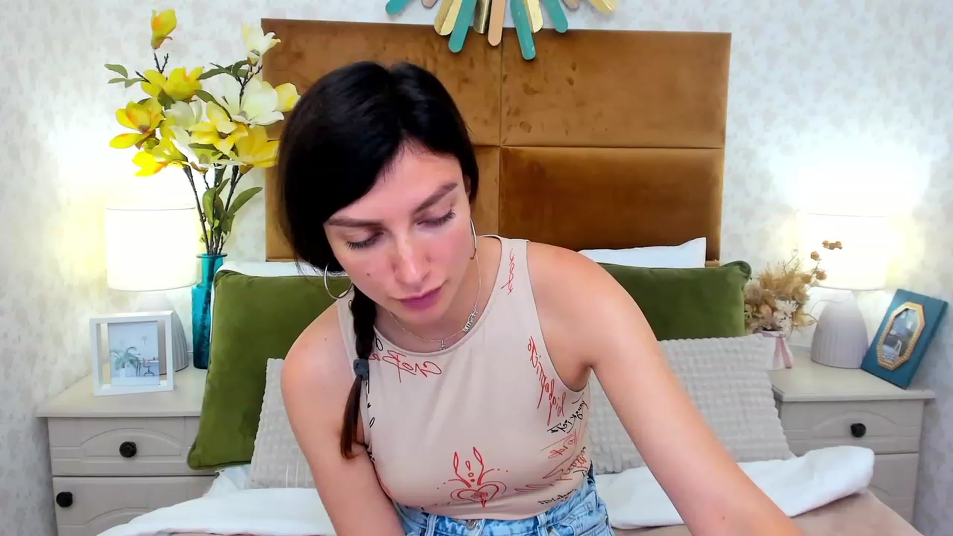 Gallery image thumbnail from SandraFitt's myfreecams stream on, 06/19/2023, 08:50 image 18 of 20