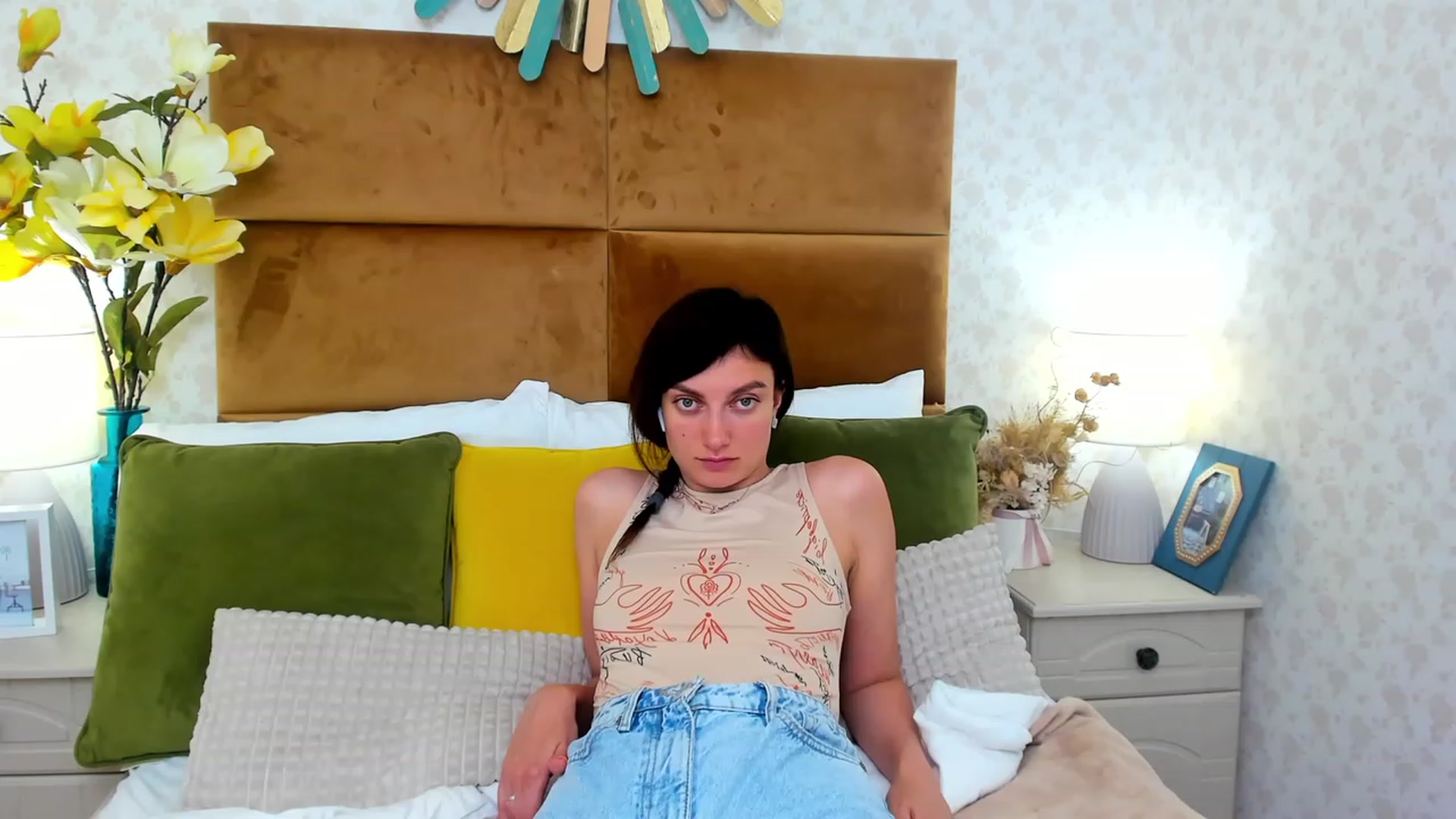 Gallery image thumbnail from SandraFitt's myfreecams stream on, 06/19/2023, 11:22 image 14 of 20