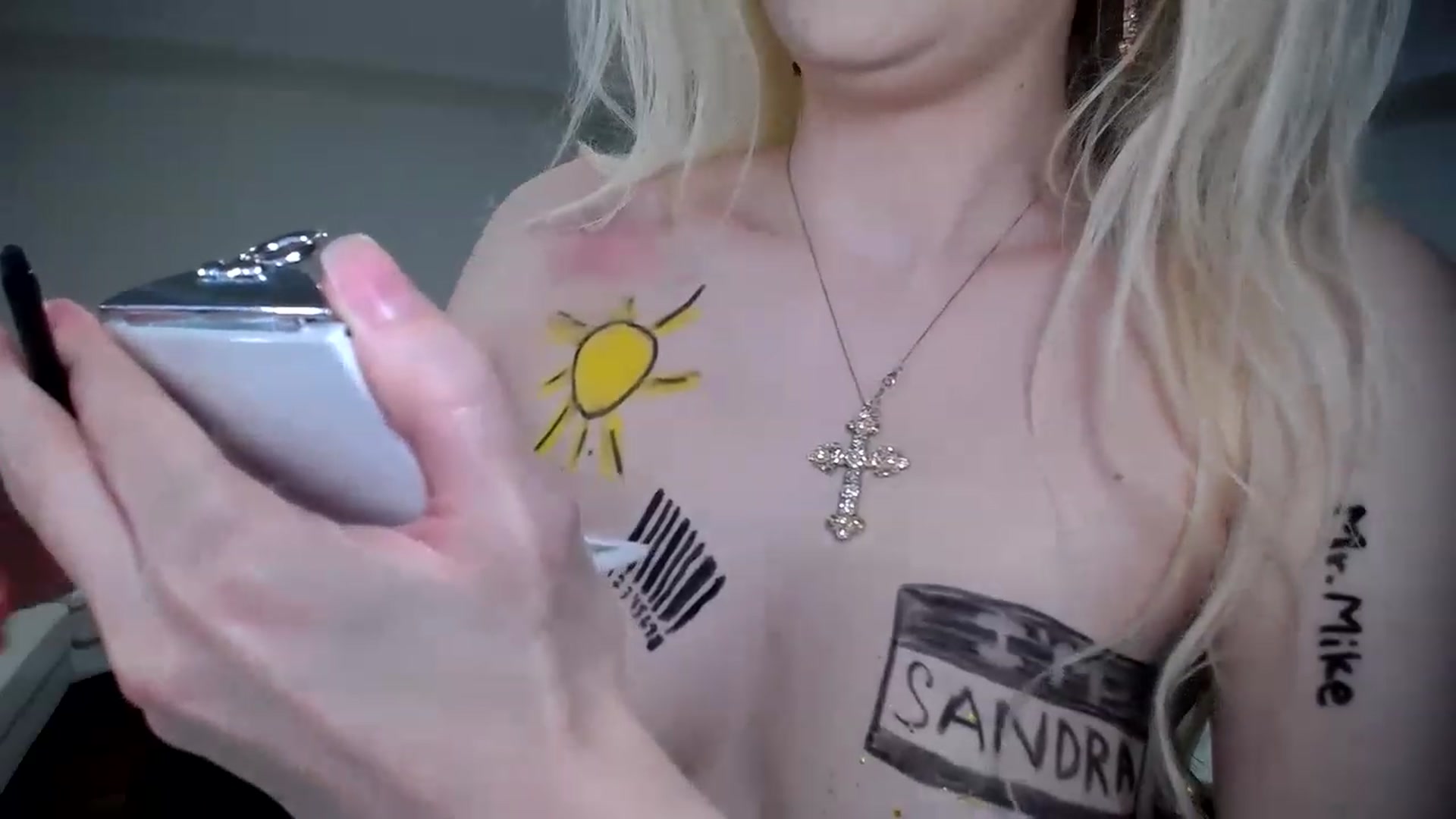 Gallery image thumbnail from SandraGPopa's myfreecams stream on, 12/03/2022, 09:41 image 19 of 20