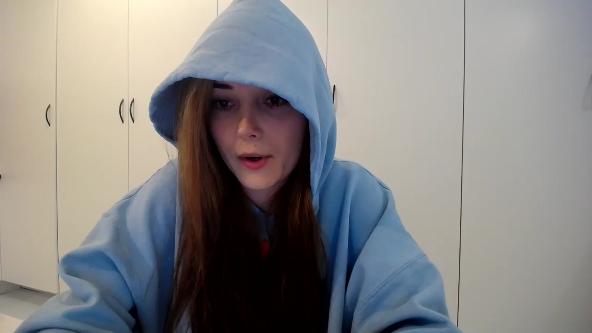 Gallery image thumbnail from SandraGPopa's myfreecams stream on, 02/24/2023, 09:15 image 20 of 20