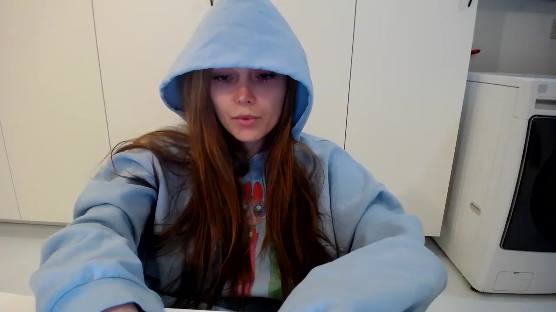 Gallery image thumbnail from SandraGPopa's myfreecams stream on, 02/24/2023, 09:15 image 5 of 20