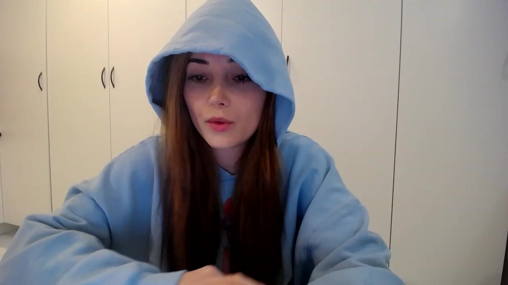 Gallery image thumbnail from SandraGPopa's myfreecams stream on, 02/24/2023, 09:15 image 12 of 20