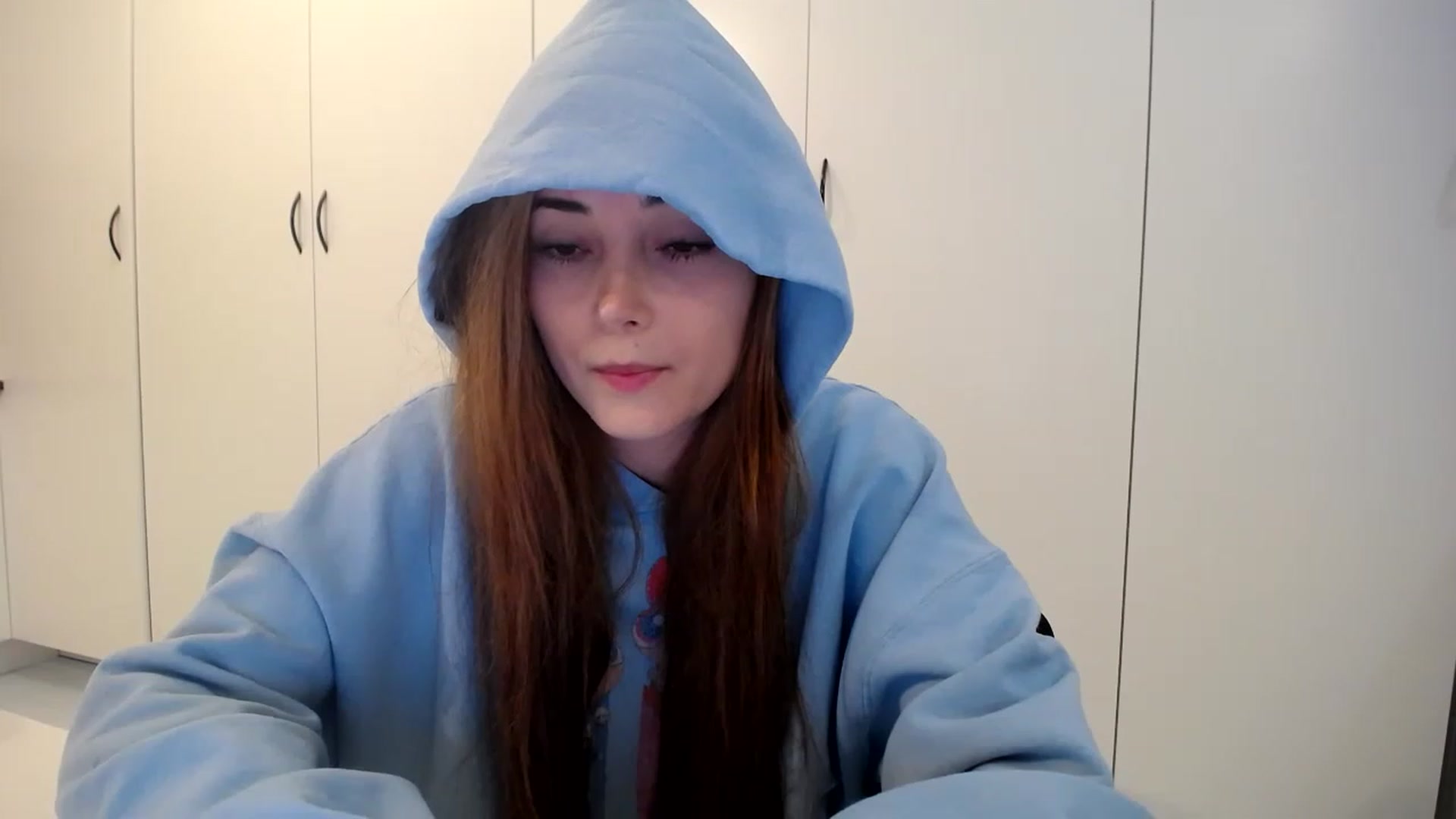 Gallery image thumbnail from SandraGPopa's myfreecams stream on, 02/24/2023, 09:15 image 11 of 20