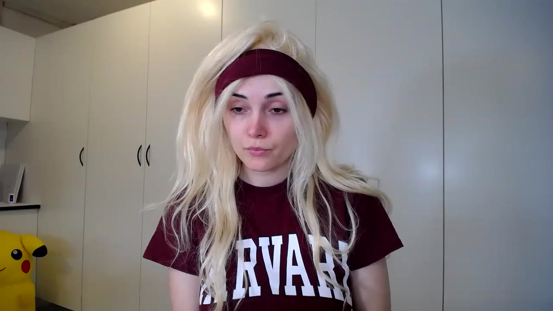 Gallery image thumbnail from SandraGPopa's myfreecams stream on, 03/20/2023, 23:20 image 10 of 20