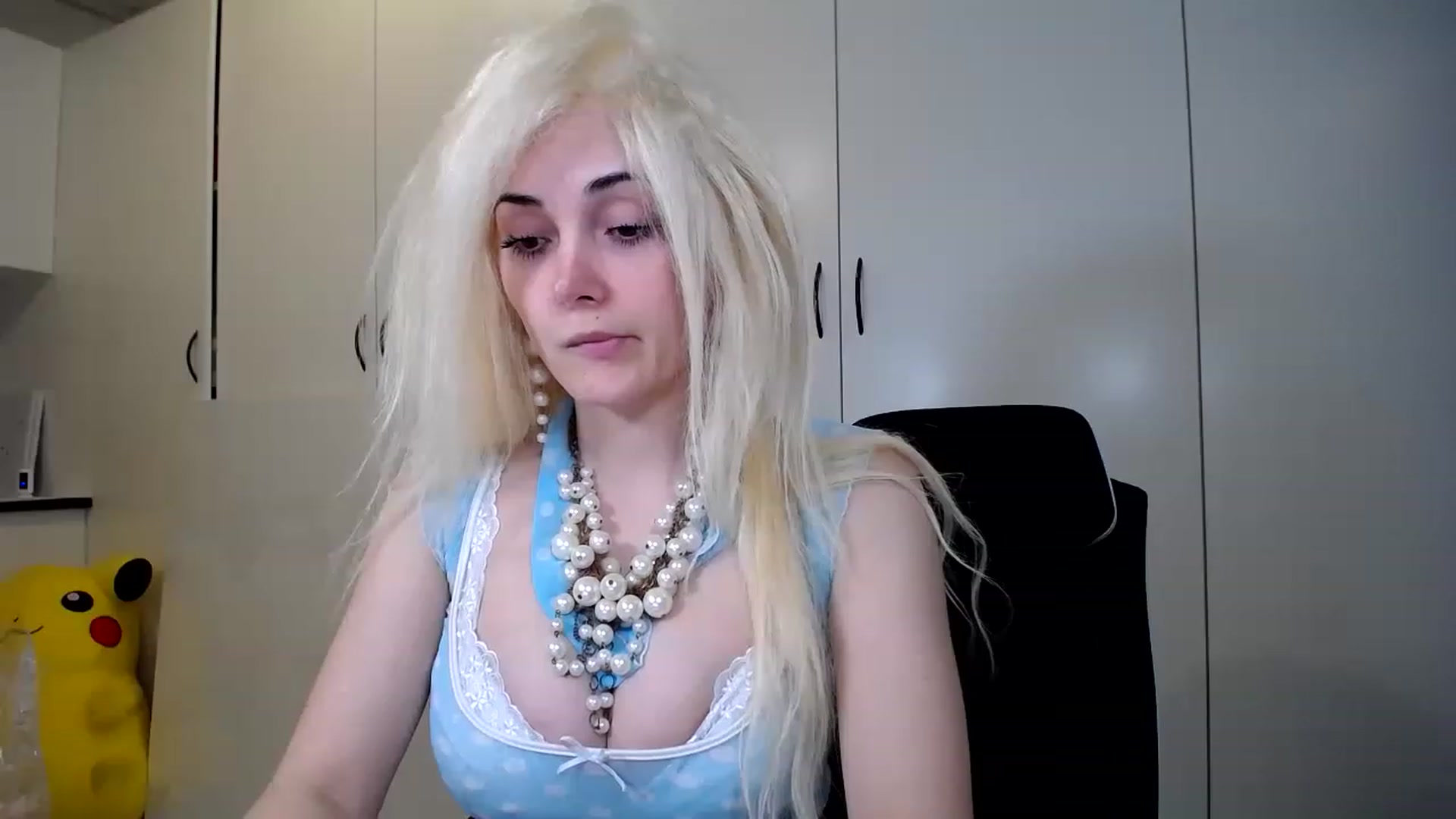 Gallery image thumbnail from SandraGPopa's myfreecams stream on, 04/14/2023, 07:47 image 6 of 20