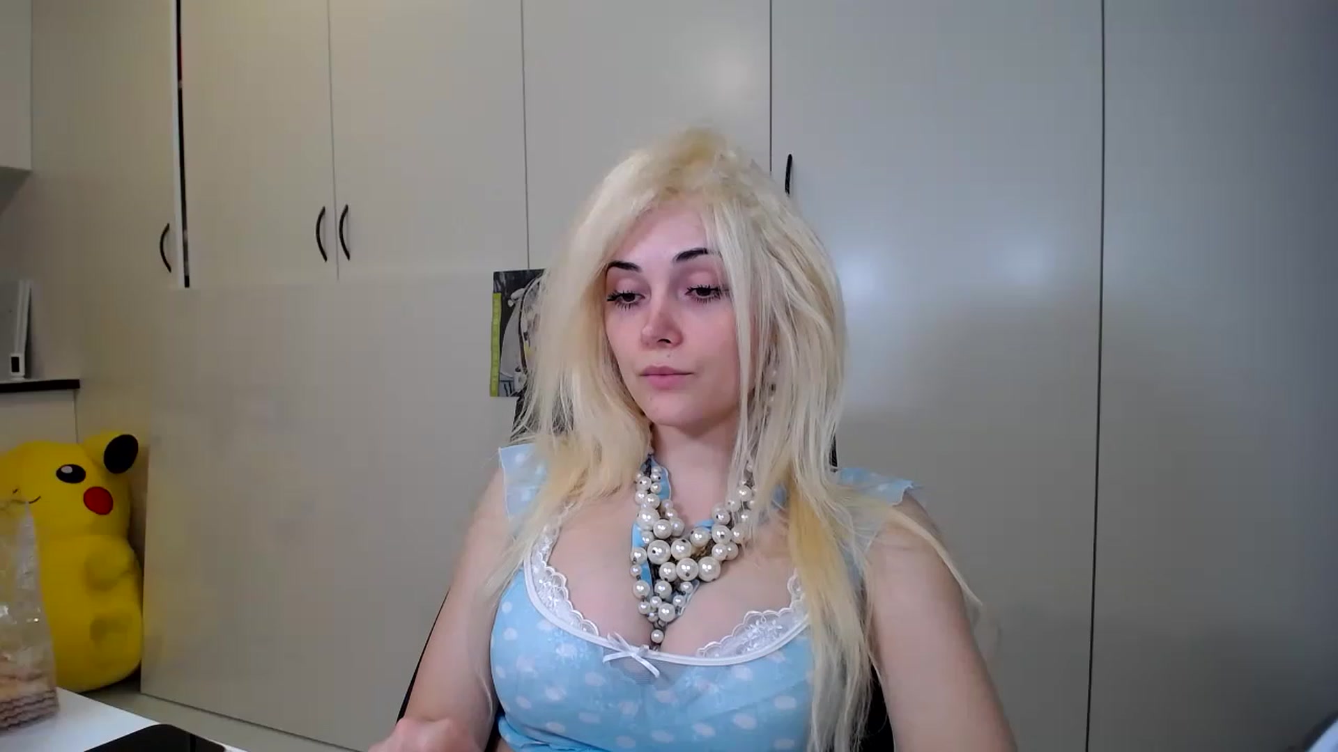 Gallery image thumbnail from SandraGPopa's myfreecams stream on, 04/14/2023, 07:47 image 8 of 20