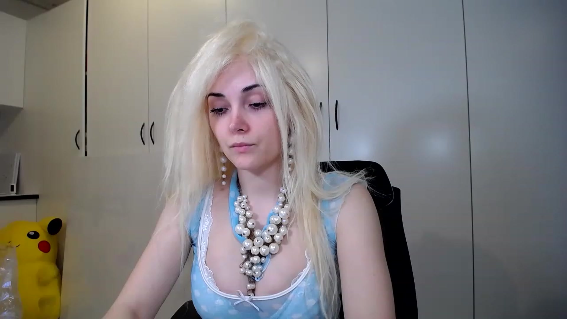 Gallery image thumbnail from SandraGPopa's myfreecams stream on, 04/14/2023, 07:47 image 3 of 20