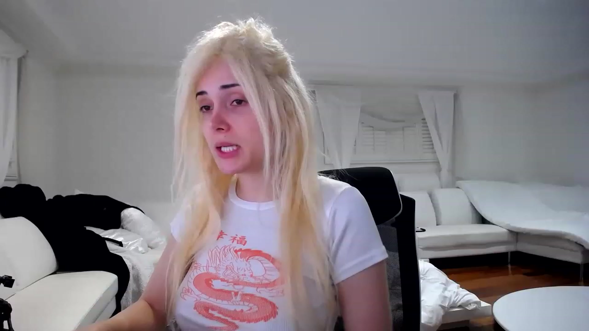 Gallery image thumbnail from SandraGPopa's myfreecams stream on, 04/15/2023, 05:12 image 1 of 20
