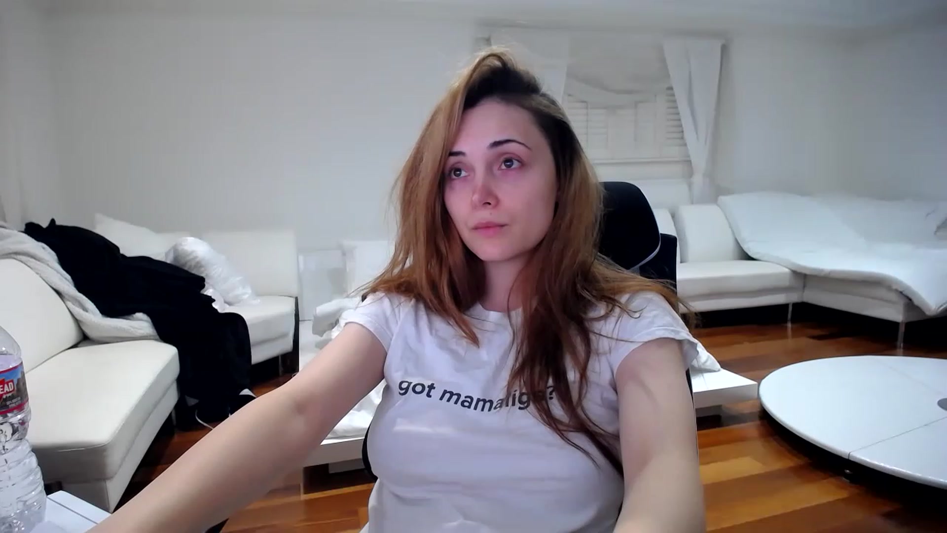 Gallery image thumbnail from SandraGPopa's myfreecams stream on, 04/16/2023, 06:08 image 11 of 20