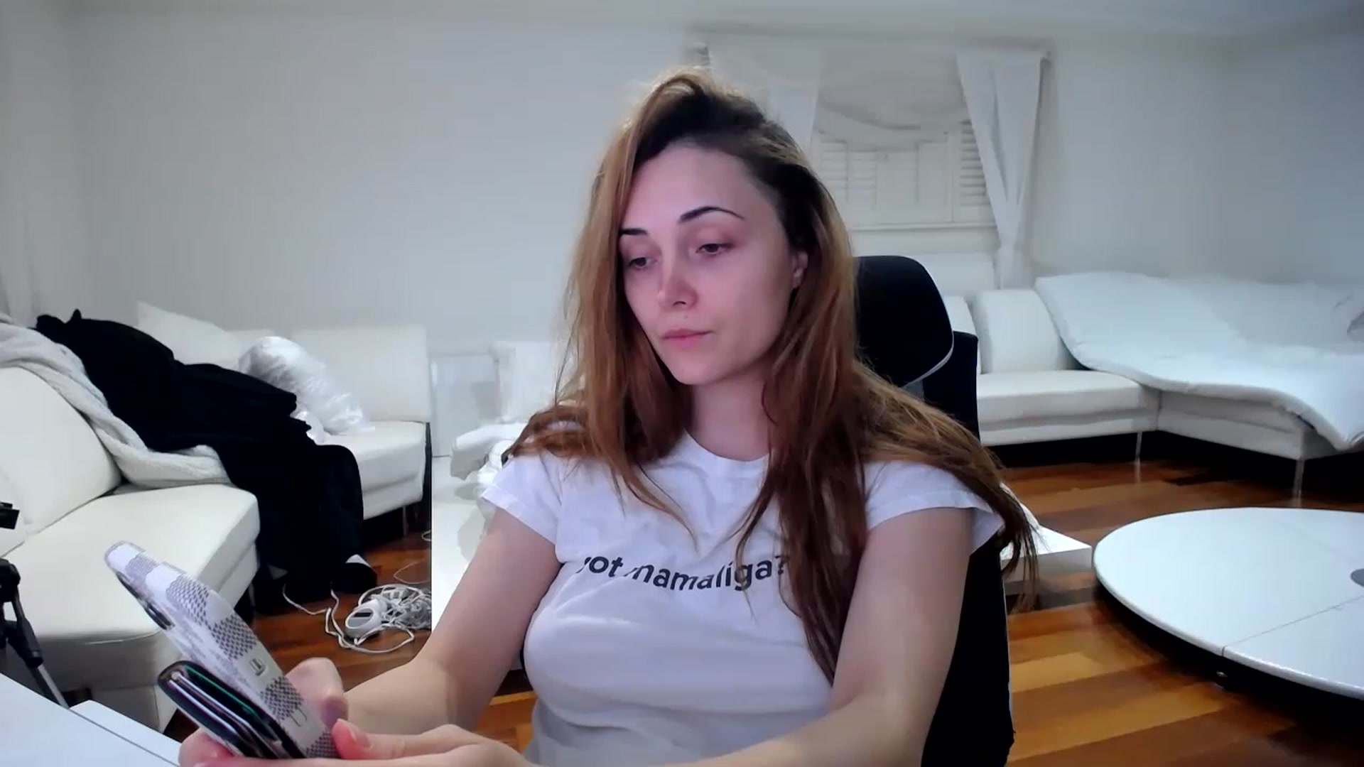 Gallery image thumbnail from SandraGPopa's myfreecams stream on, 04/16/2023, 06:08 image 15 of 20