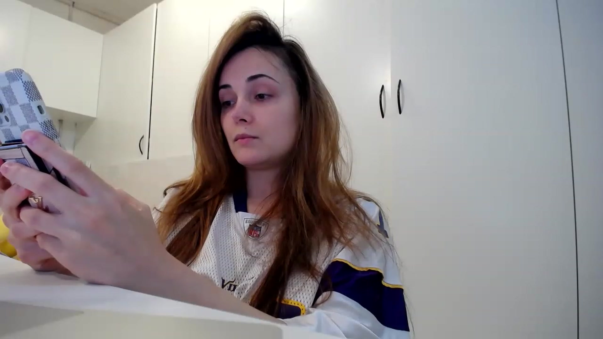 Gallery image thumbnail from SandraGPopa's myfreecams stream on, 04/19/2023, 06:26 image 8 of 20