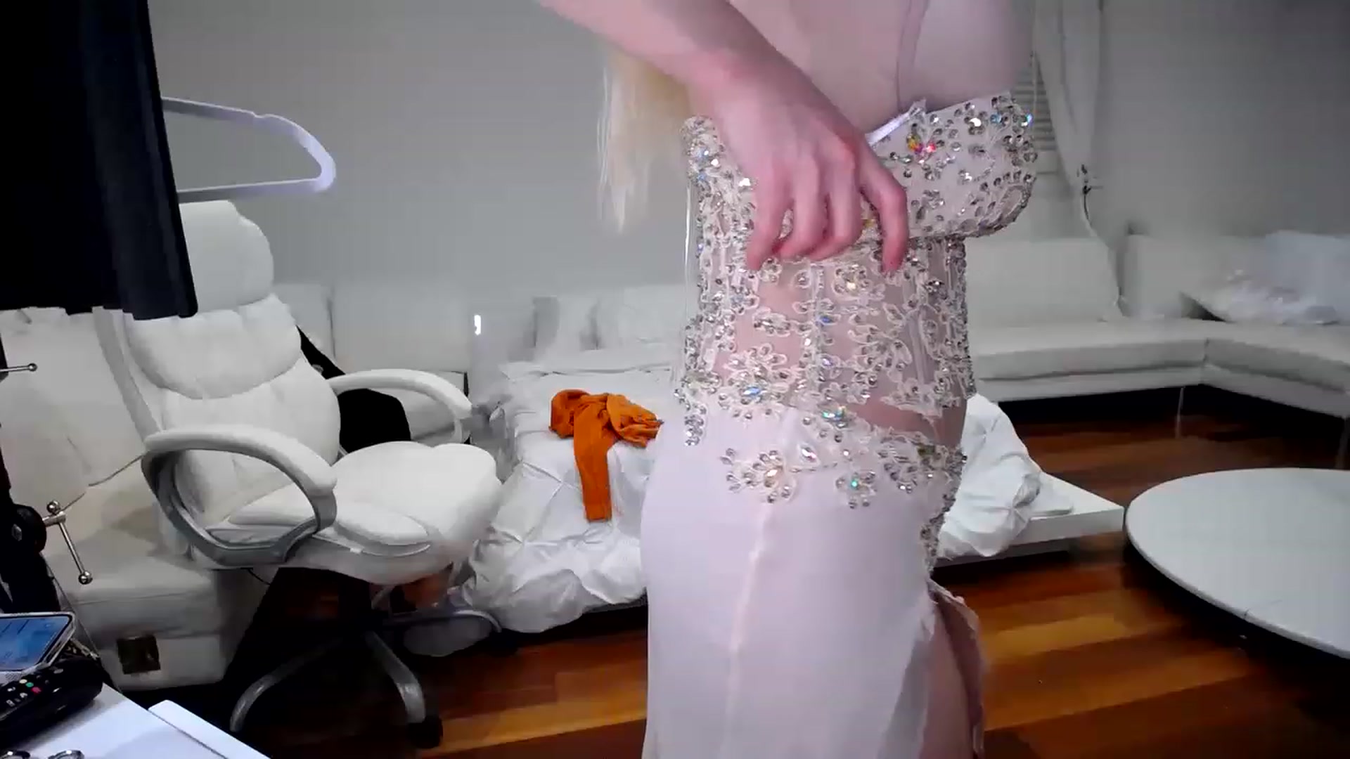 Gallery image thumbnail from SandraGPopa's myfreecams stream on, 05/08/2023, 07:43 image 12 of 20