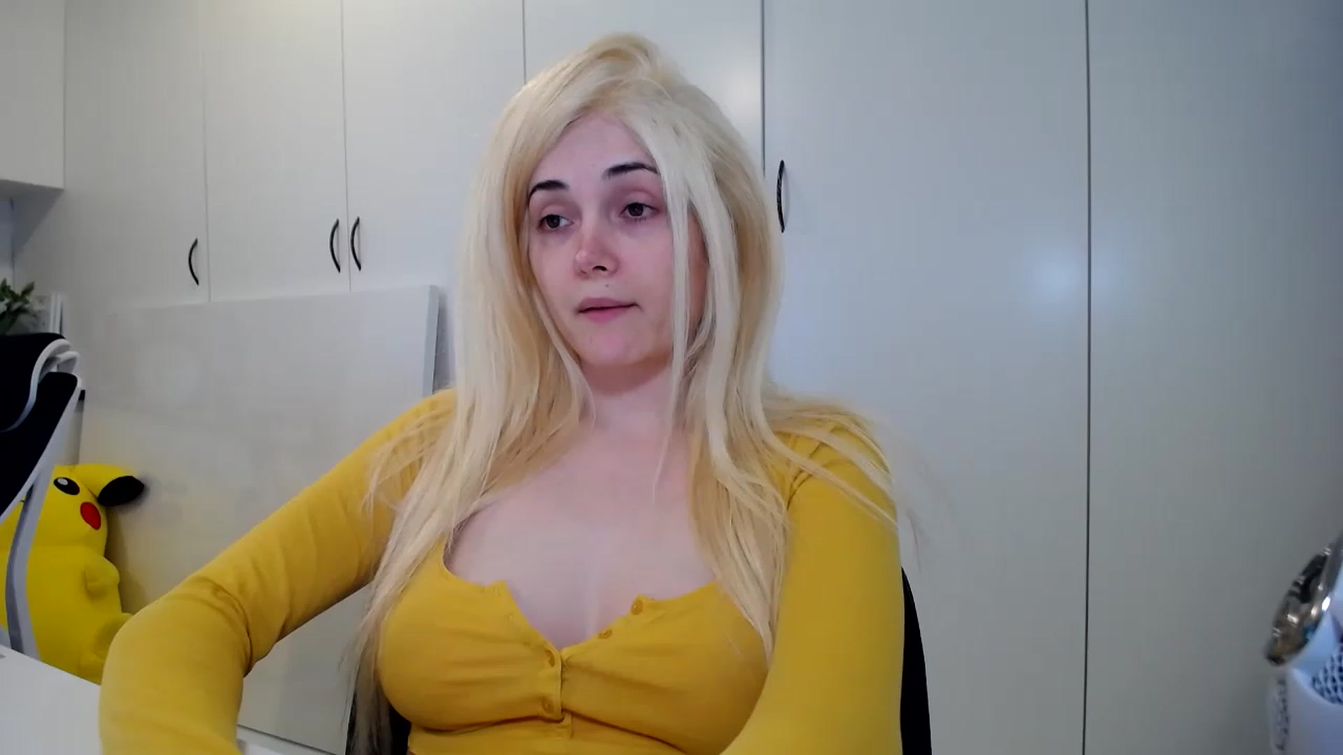 Gallery image thumbnail from SandraGPopa's myfreecams stream on, 05/12/2023, 07:56 image 3 of 20