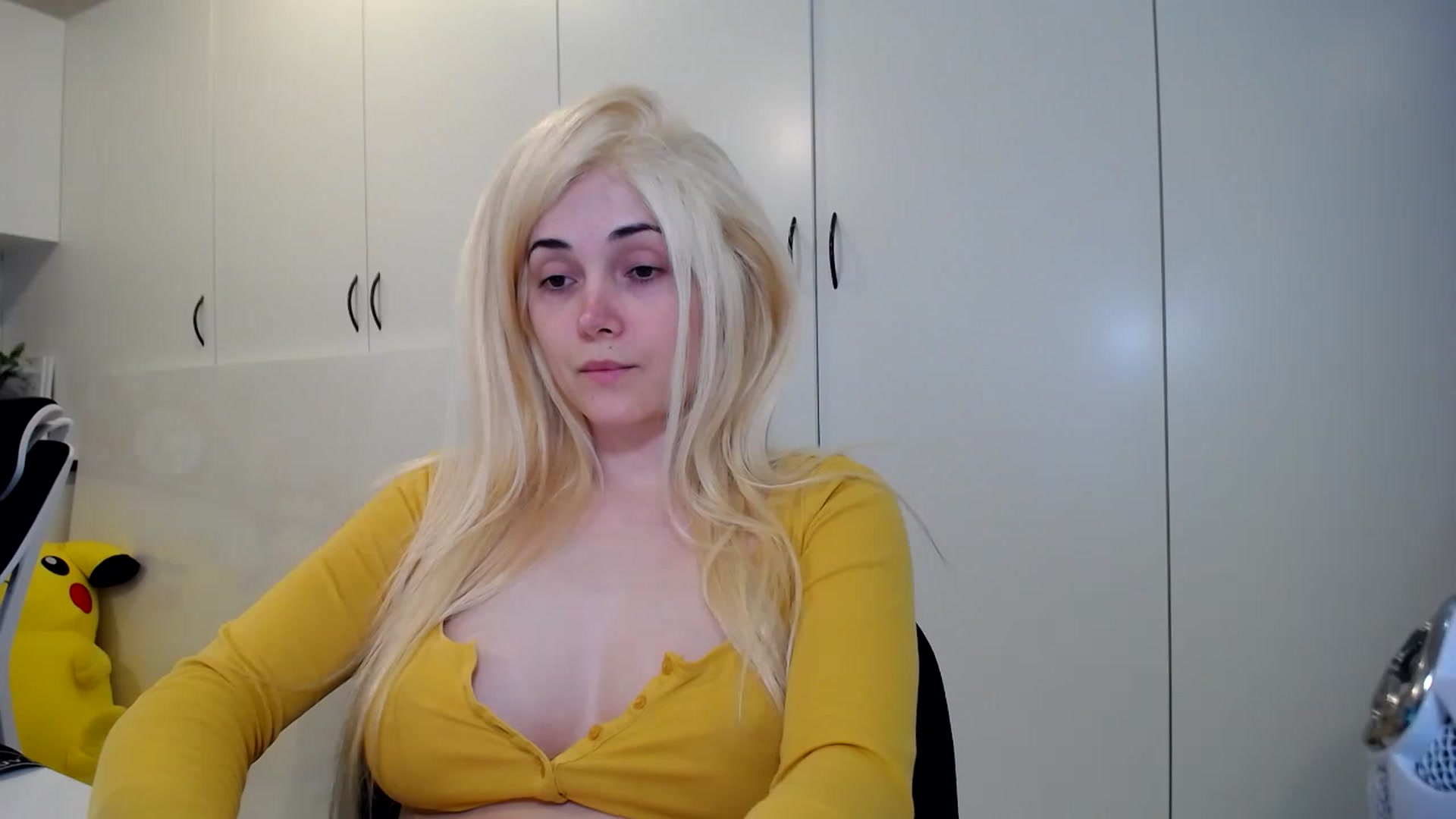 Gallery image thumbnail from SandraGPopa's myfreecams stream on, 05/12/2023, 07:56 image 16 of 20
