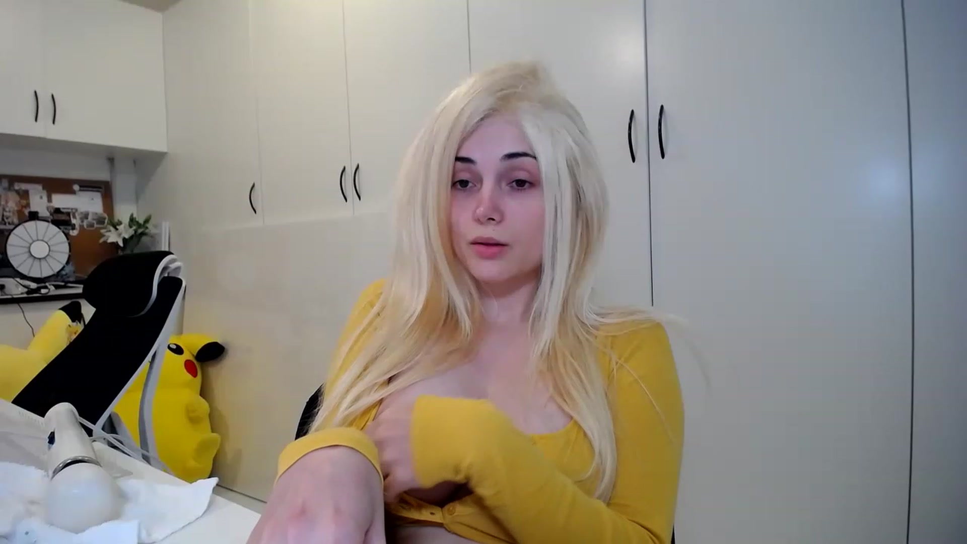 Gallery image thumbnail from SandraGPopa's myfreecams stream on, 05/12/2023, 09:27 image 13 of 20
