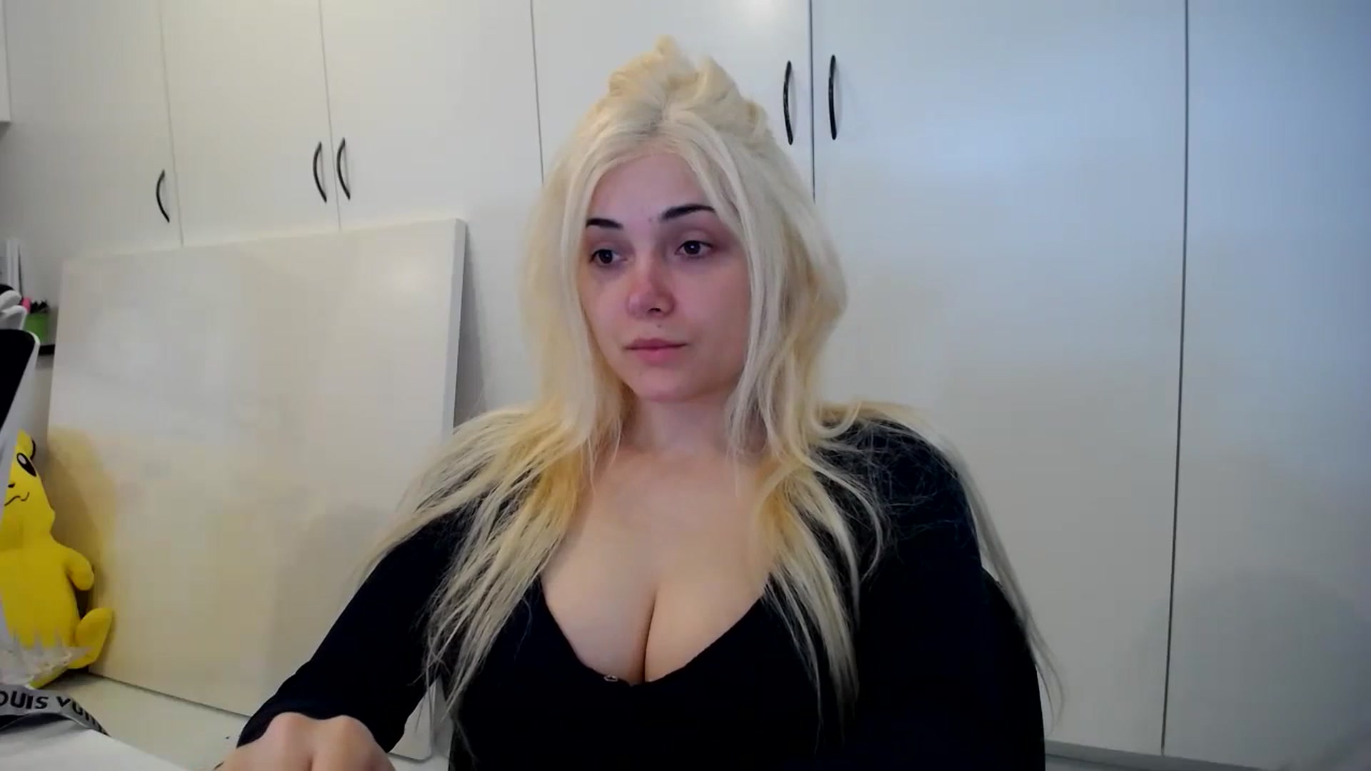 Gallery image thumbnail from SandraGPopa's myfreecams stream on, 06/09/2023, 20:42 image 7 of 20