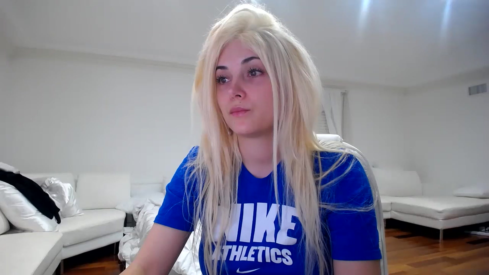 Gallery image thumbnail from SandraGPopa's myfreecams stream on, 07/15/2023, 06:10 image 13 of 20