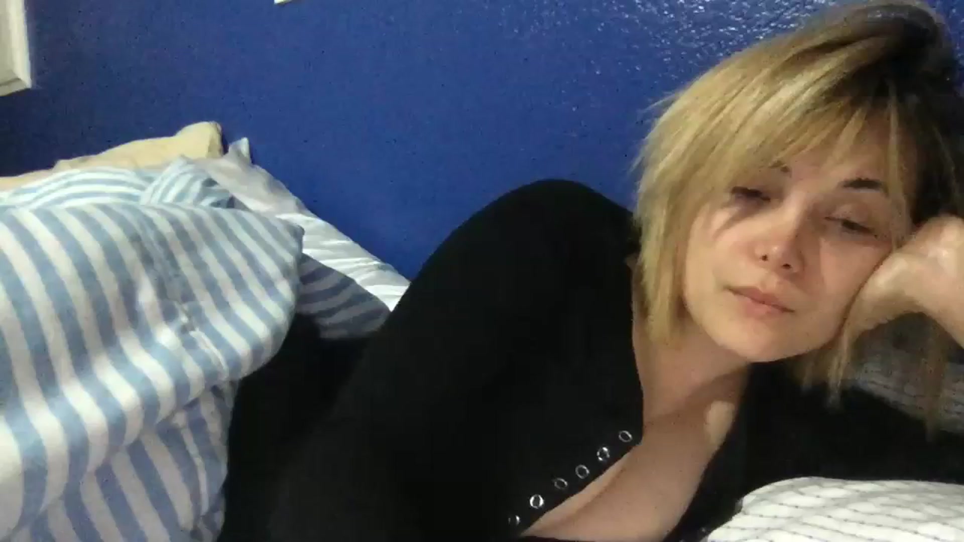 Gallery image thumbnail from SandraGPopa's myfreecams stream on, 07/29/2023, 05:36 image 2 of 20