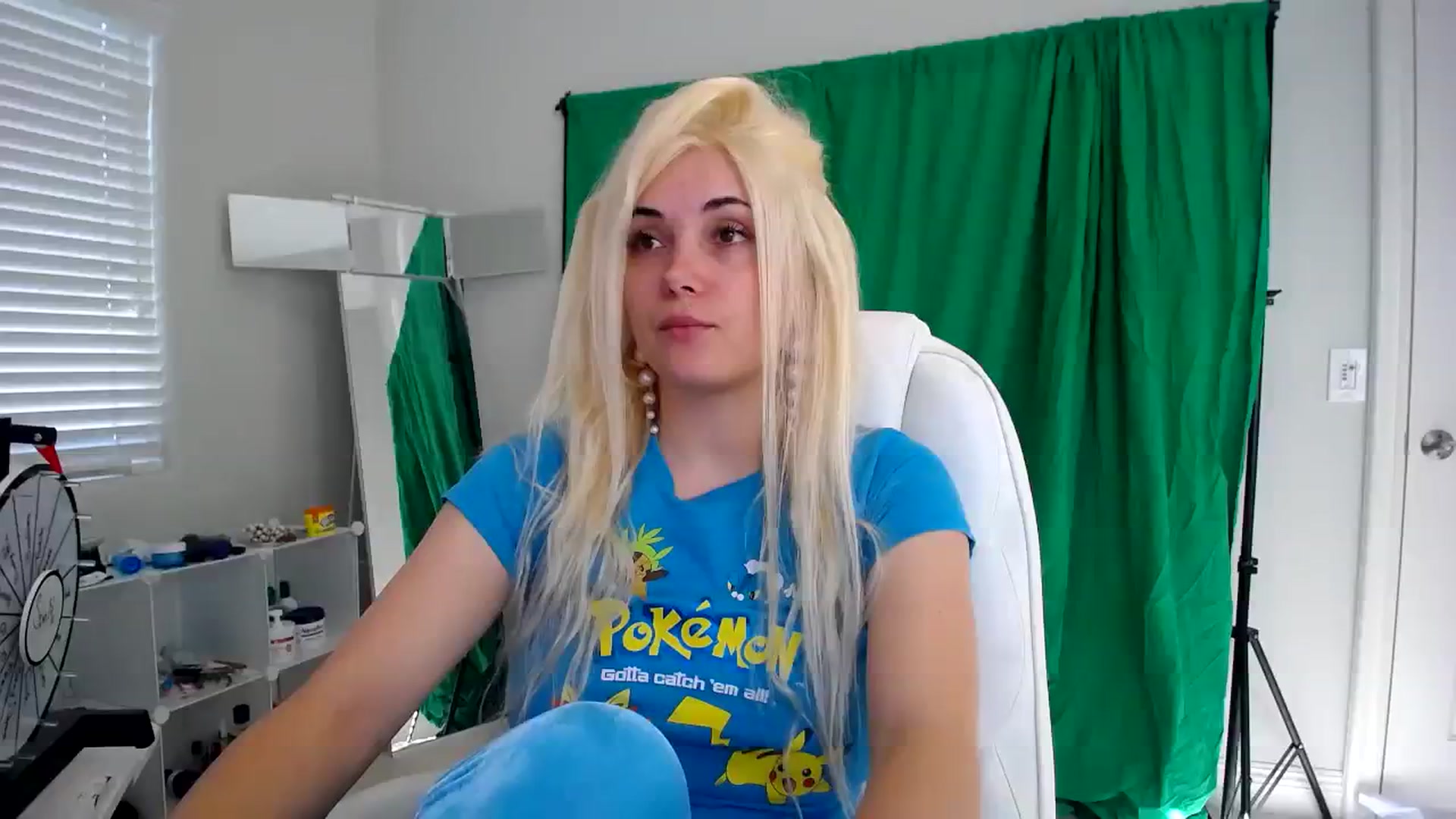 Gallery image thumbnail from SandraGPopa's myfreecams stream on, 08/07/2023, 24:33 image 1 of 20