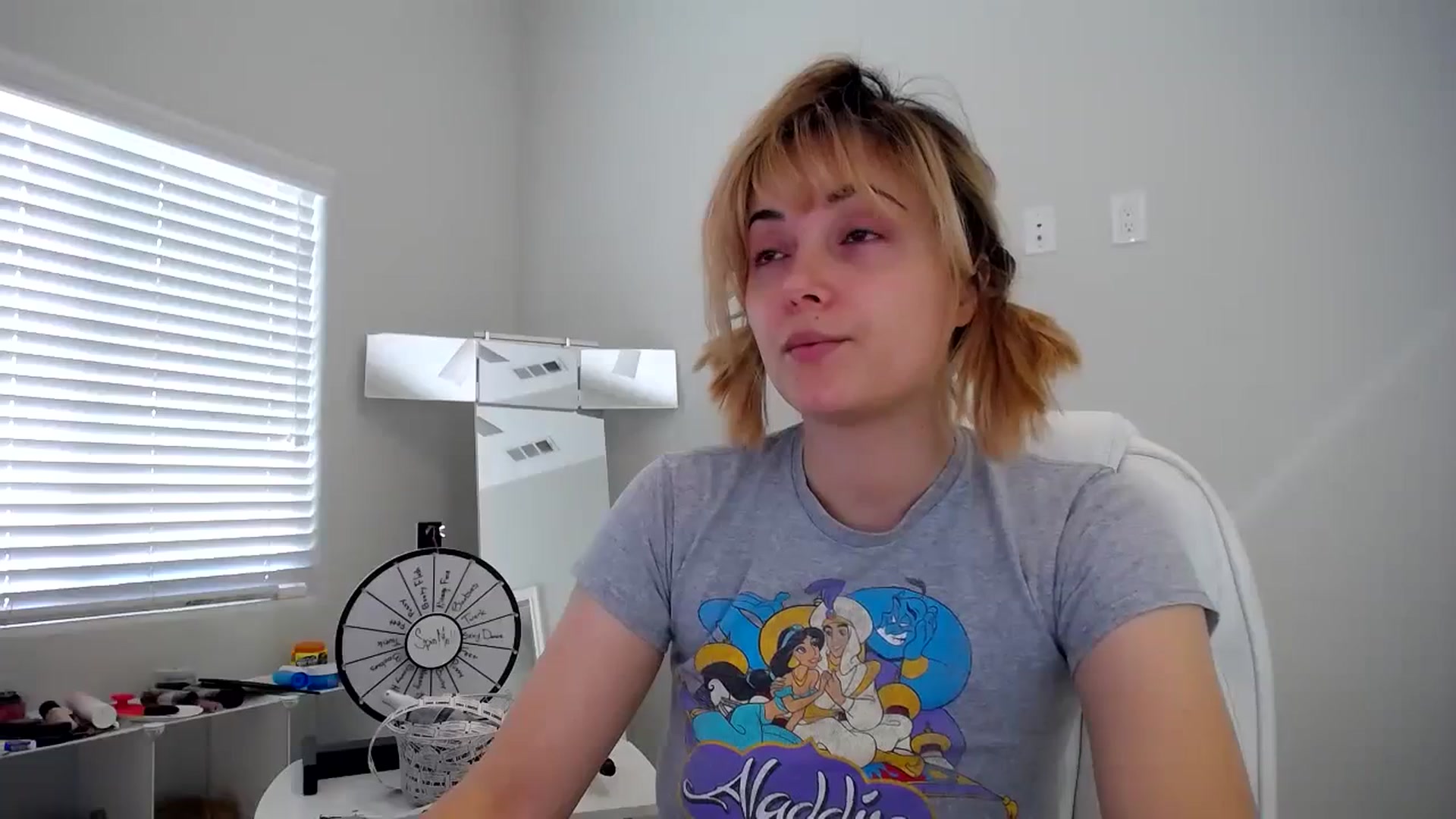 Gallery image thumbnail from SandraGPopa's myfreecams stream on, 08/23/2023, 22:36 image 15 of 20