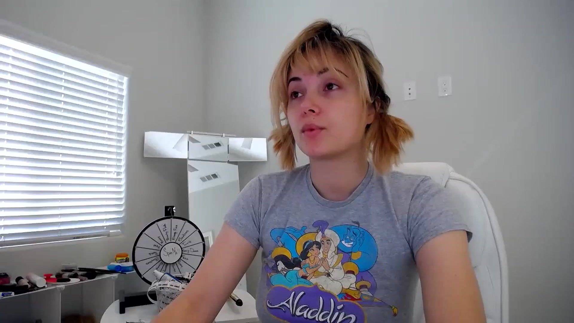 Gallery image thumbnail from SandraGPopa's myfreecams stream on, 08/23/2023, 22:36 image 7 of 20