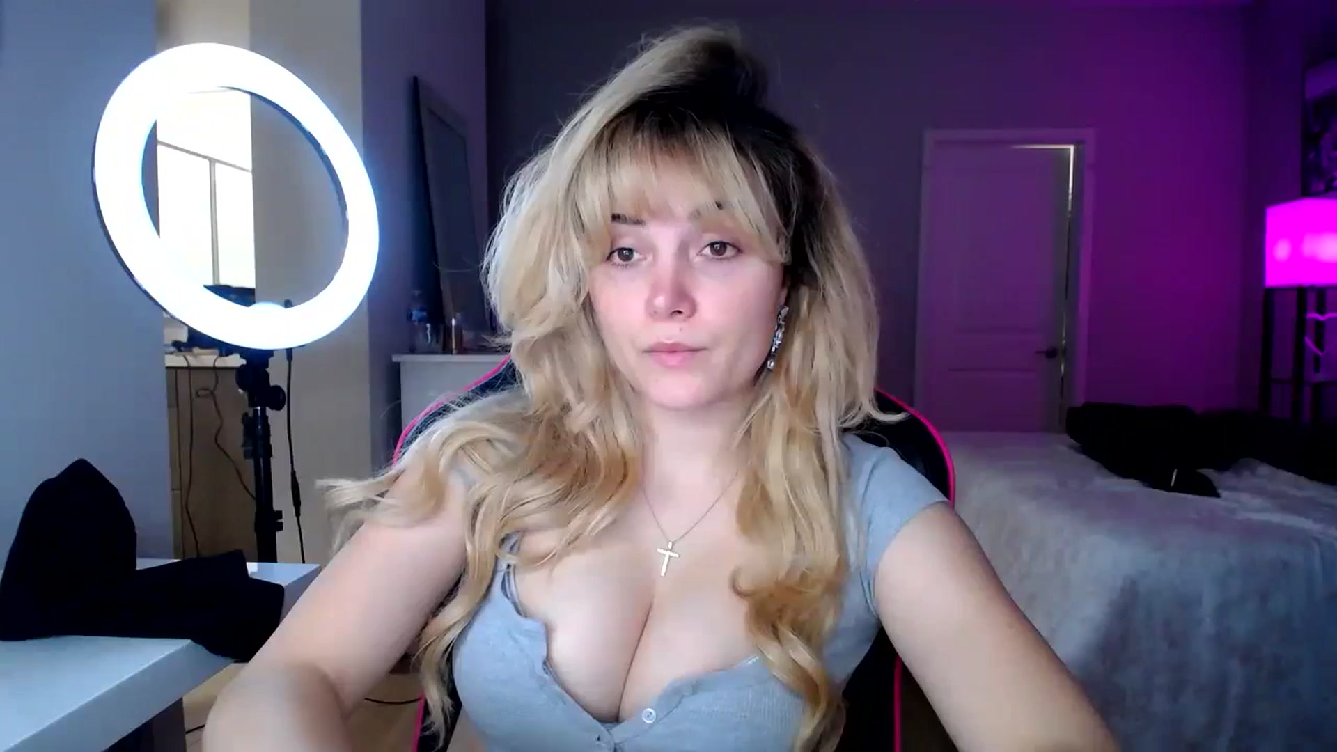 Gallery image thumbnail from SandraGPopa's myfreecams stream on, 09/16/2023, 06:37 image 4 of 20