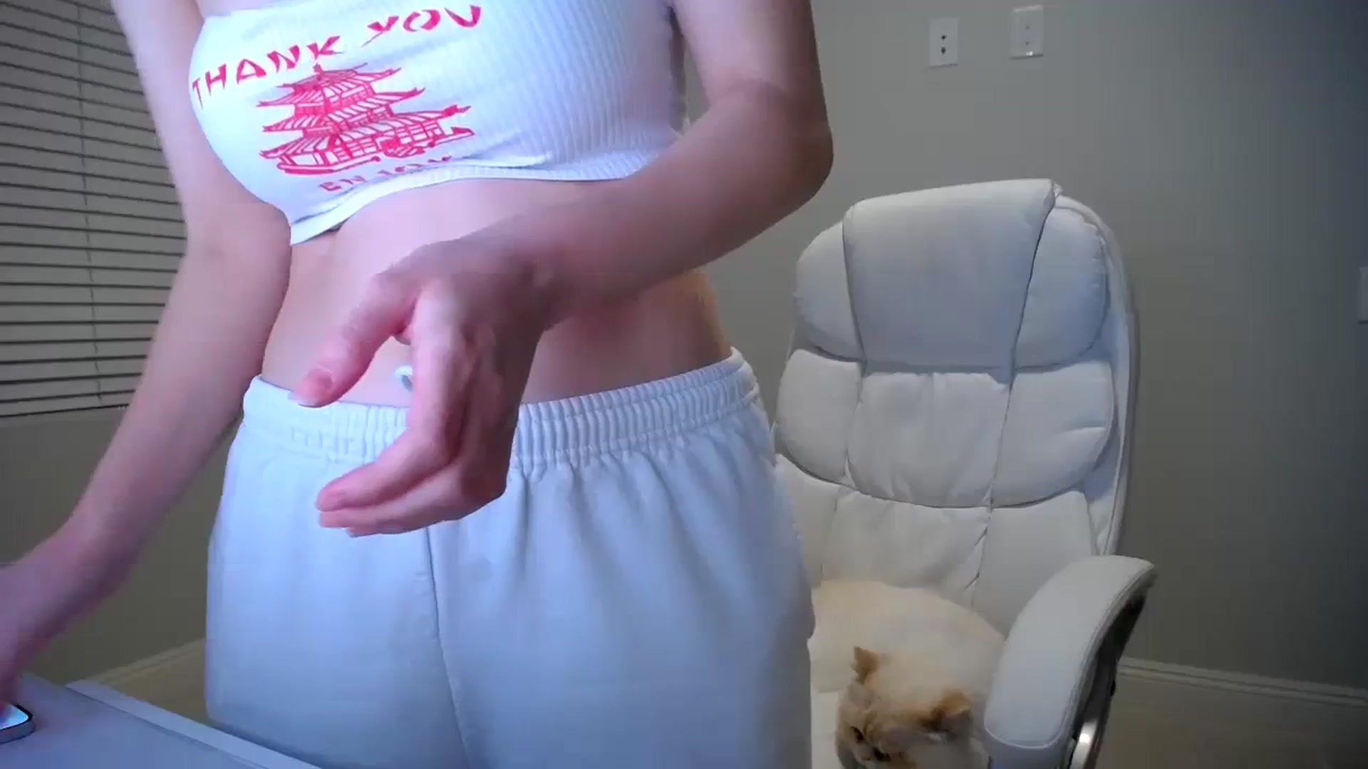 Gallery image thumbnail from SandraGPopa's myfreecams stream on, 10/23/2023, 08:27 image 3 of 20