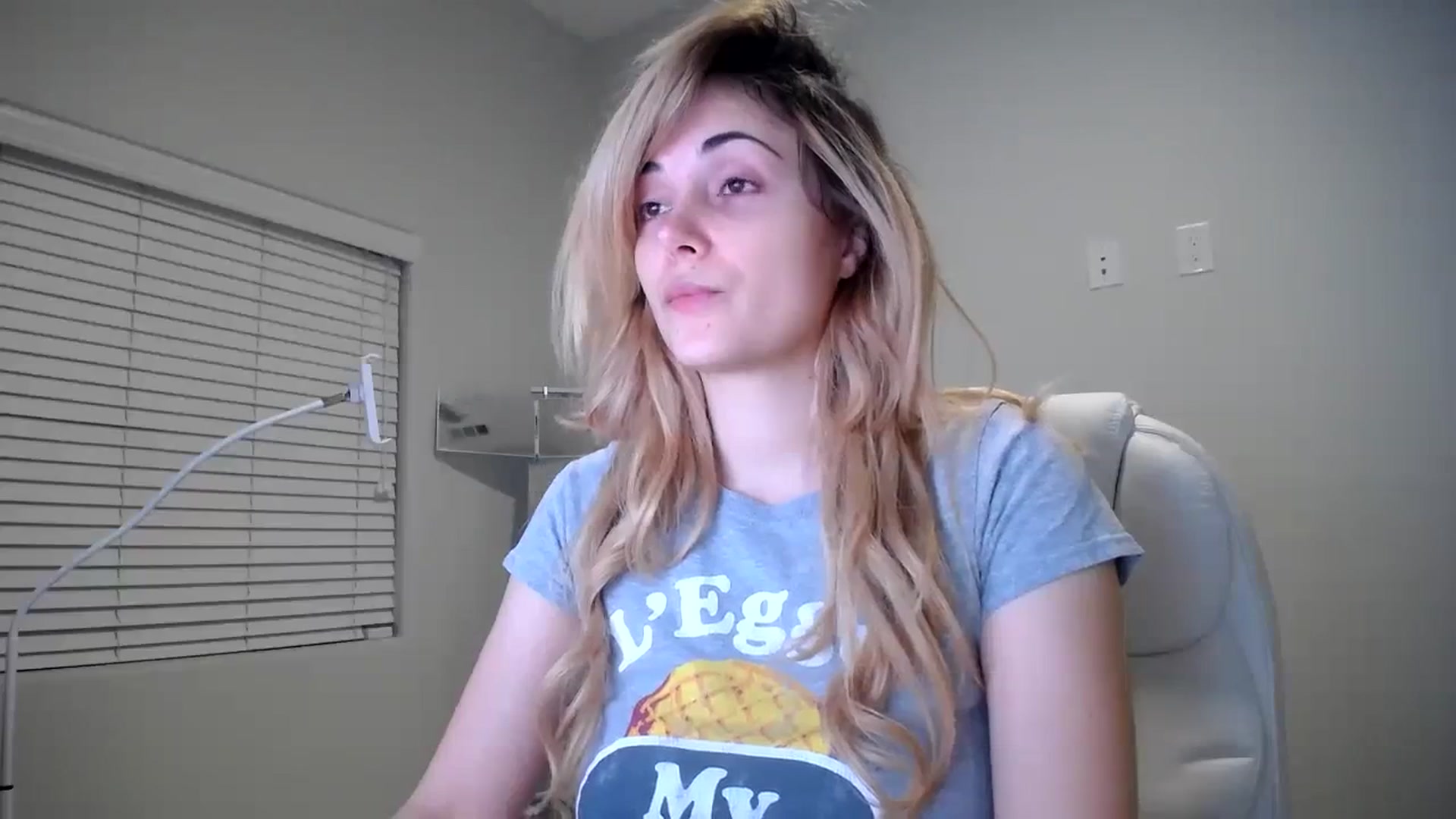 Gallery image thumbnail from SandraGPopa's myfreecams stream on, 10/27/2023, 08:16 image 9 of 20