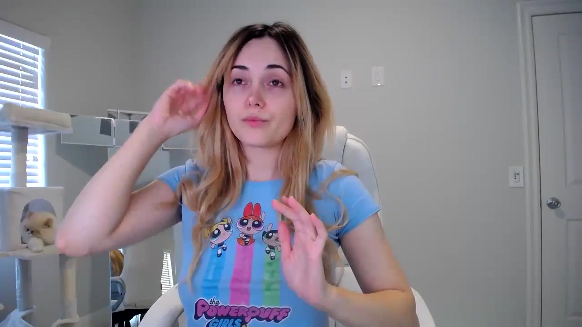 Gallery image thumbnail from SandraGPopa's myfreecams stream on, 11/01/2023, 23:57 image 2 of 20