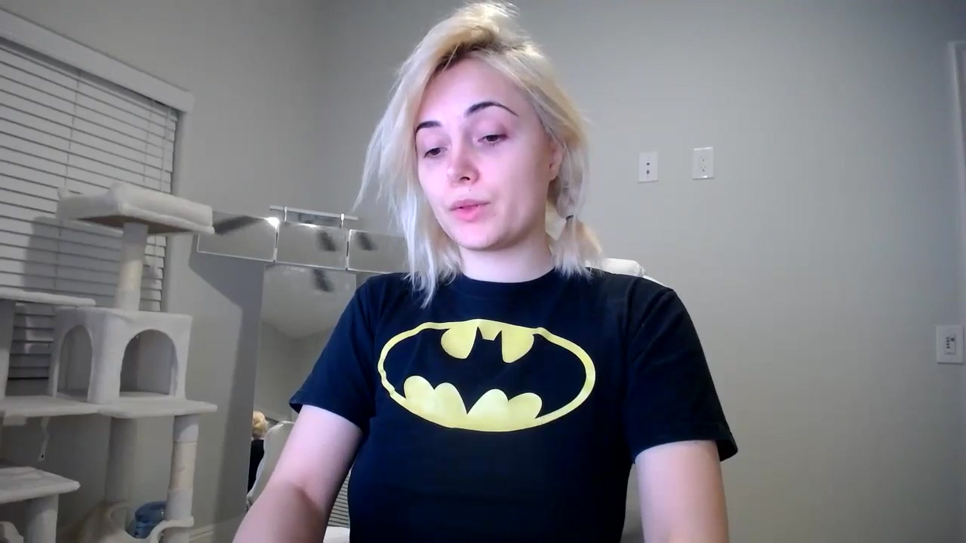 Gallery image thumbnail from SandraGPopa's myfreecams stream on, 11/25/2023, 06:10 image 11 of 20