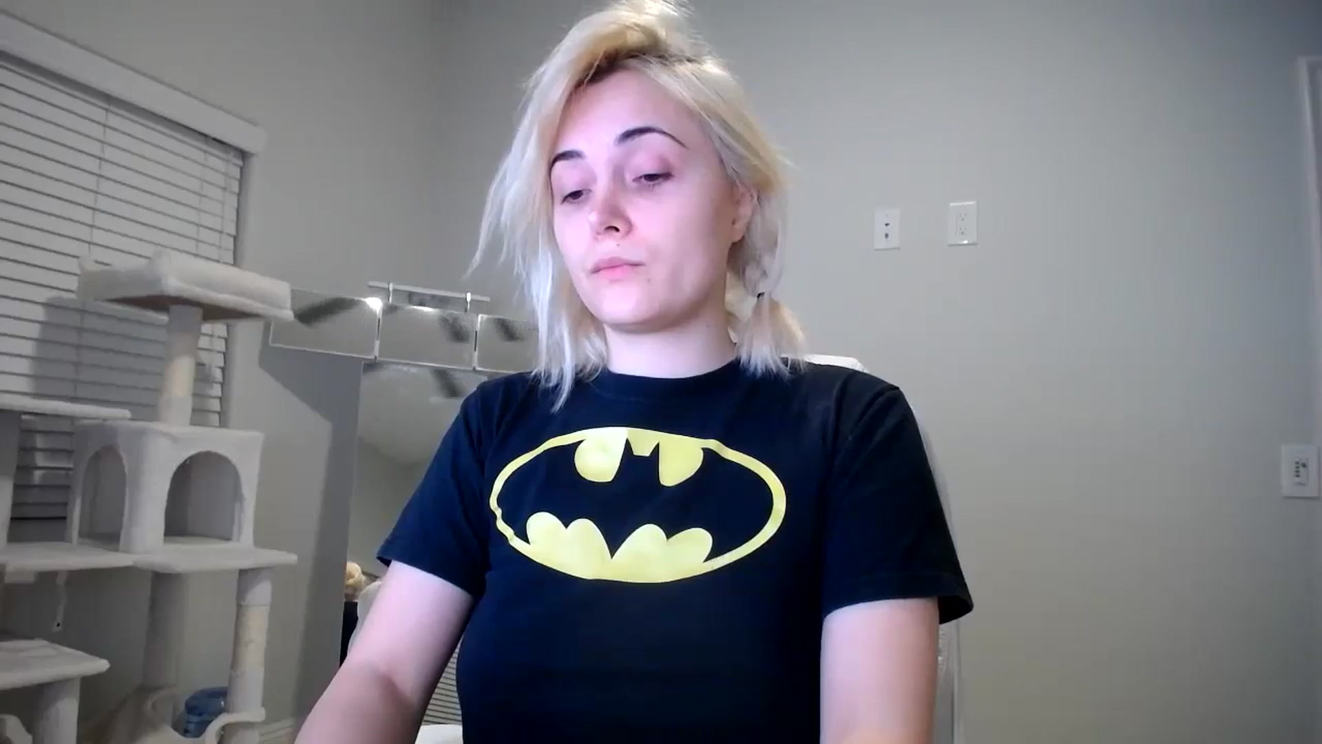 Gallery image thumbnail from SandraGPopa's myfreecams stream on, 11/25/2023, 06:10 image 10 of 20