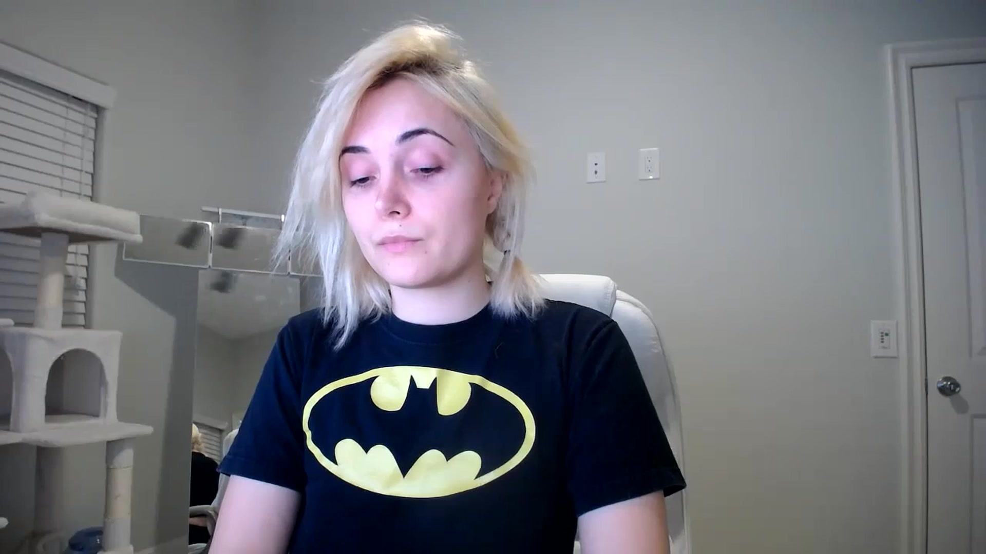 Gallery image thumbnail from SandraGPopa's myfreecams stream on, 11/25/2023, 06:46 image 16 of 20