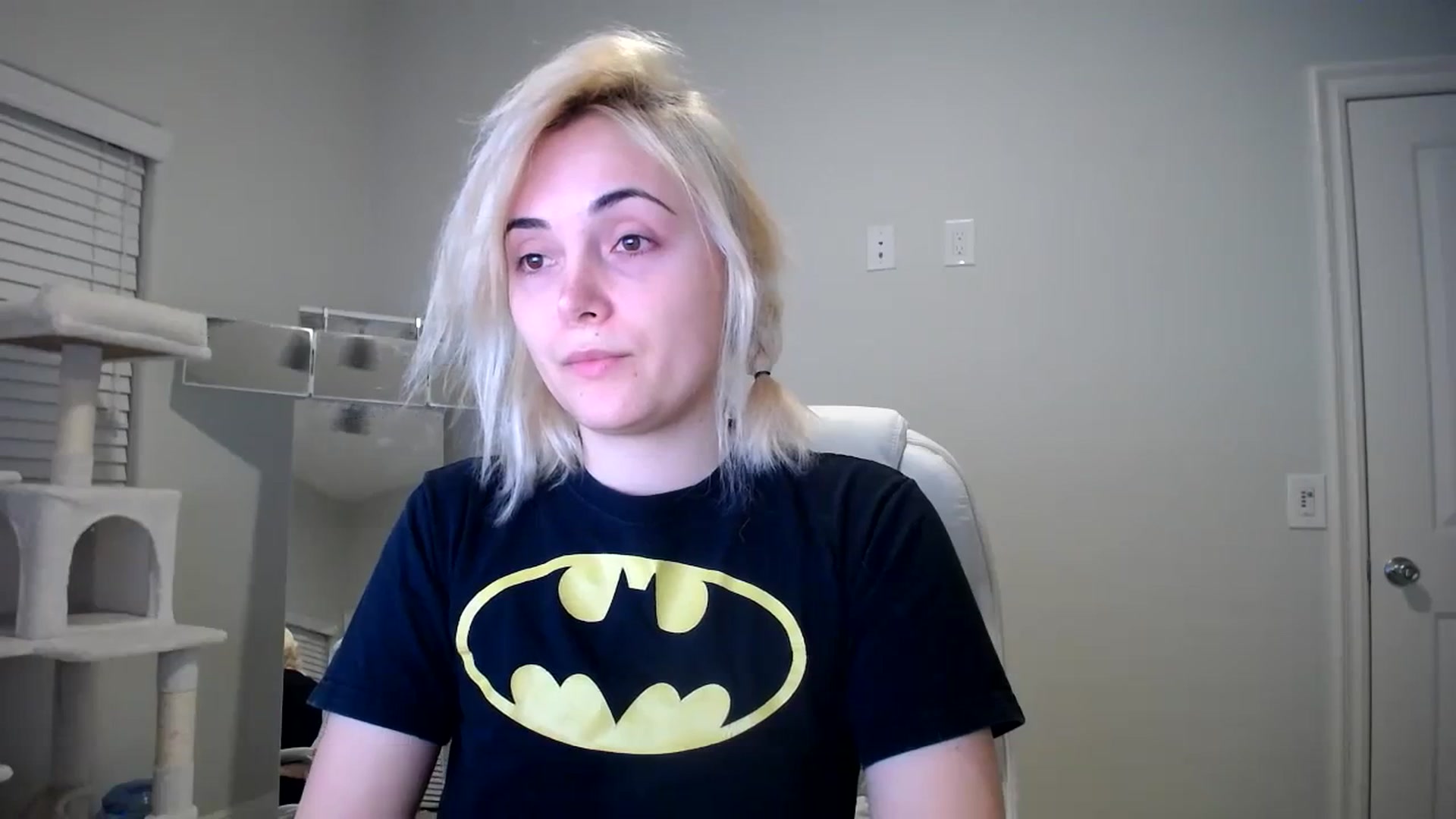 Gallery image thumbnail from SandraGPopa's myfreecams stream on, 11/25/2023, 06:46 image 15 of 20