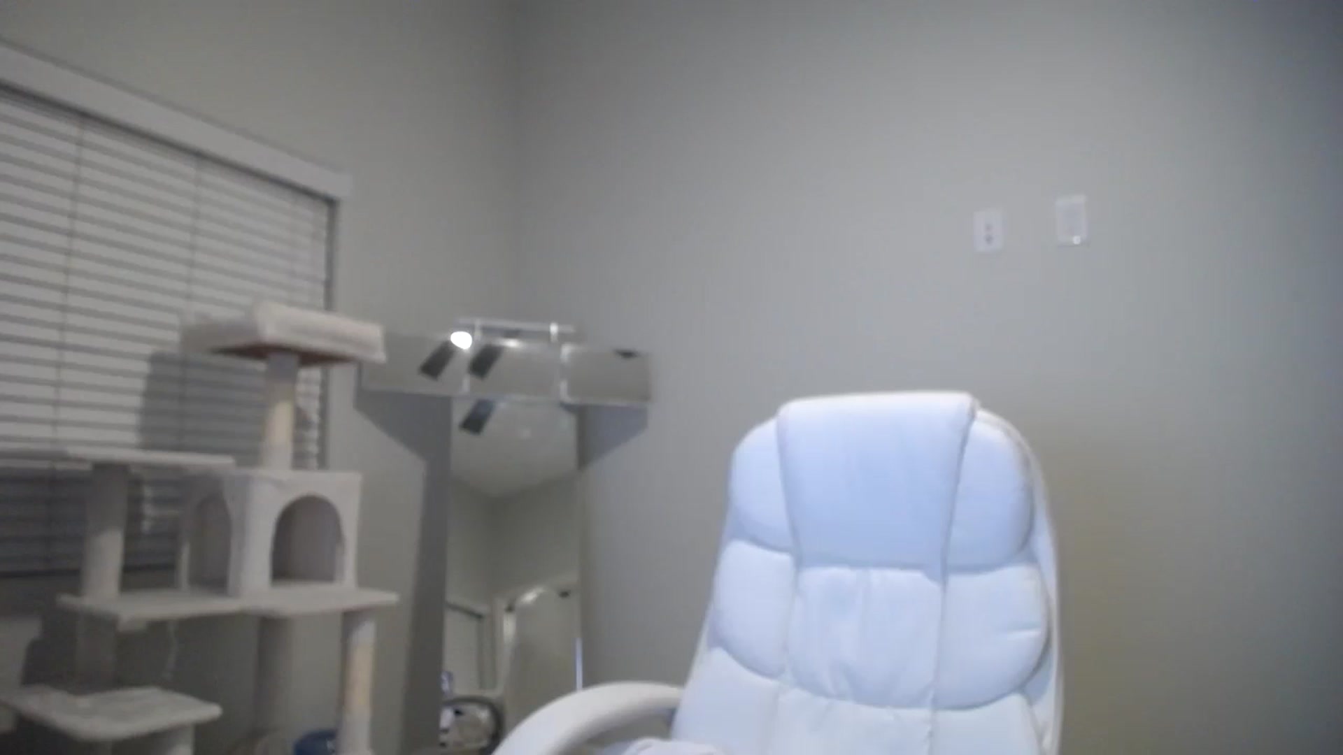 Gallery image thumbnail from SandraGPopa's myfreecams stream on, 11/26/2023, 07:36 image 10 of 20