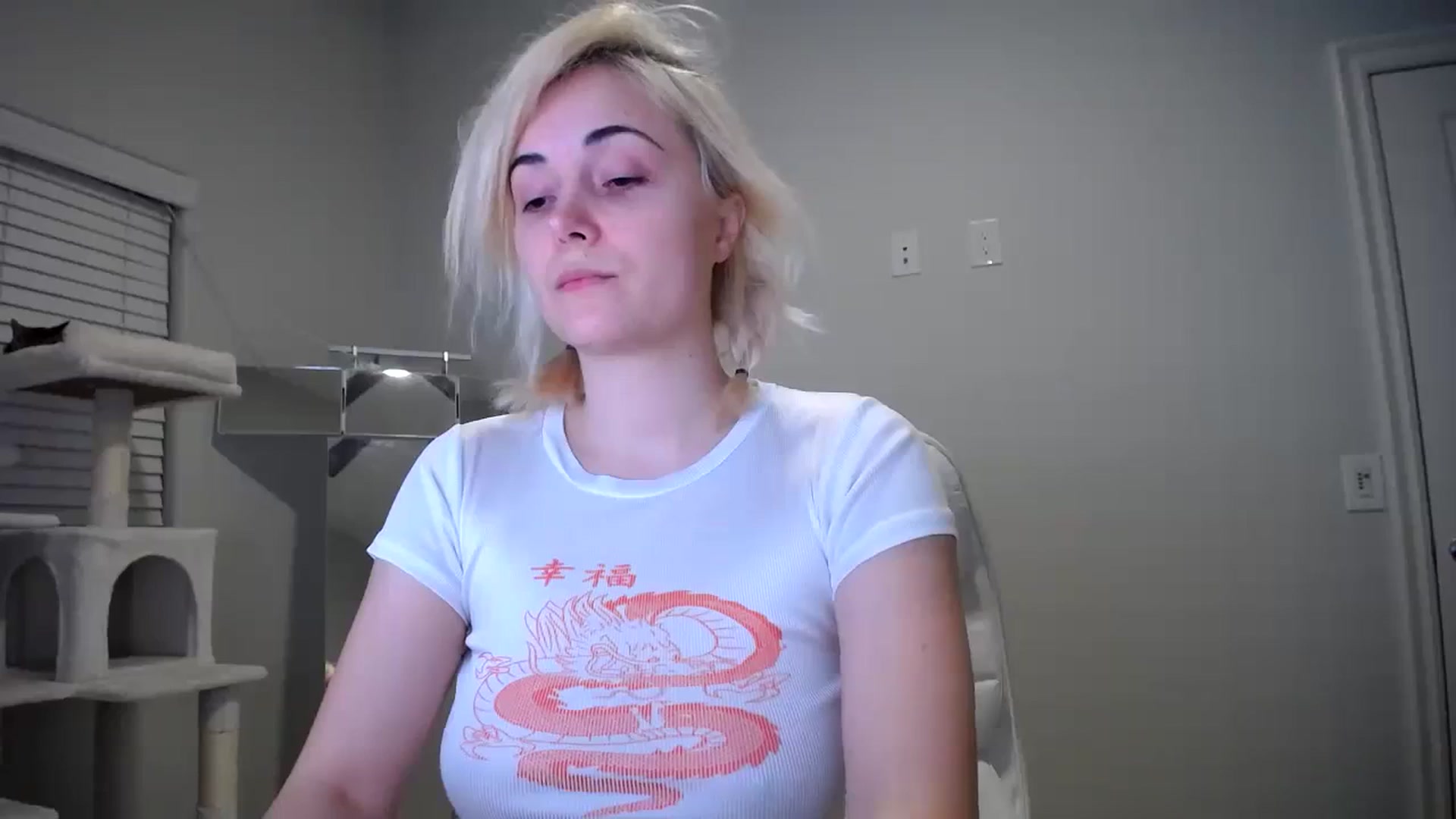 Gallery image thumbnail from SandraGPopa's myfreecams stream on, 12/11/2023, 06:06 image 8 of 20