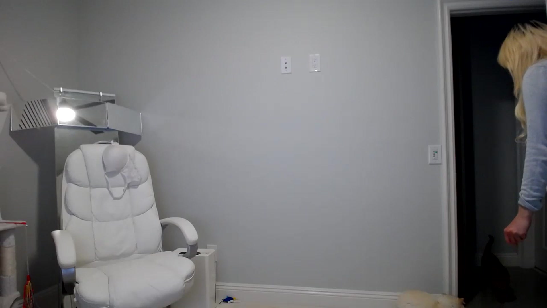 Gallery image thumbnail from SandraGPopa's myfreecams stream on, 01/10/2024, 09:23 image 18 of 20