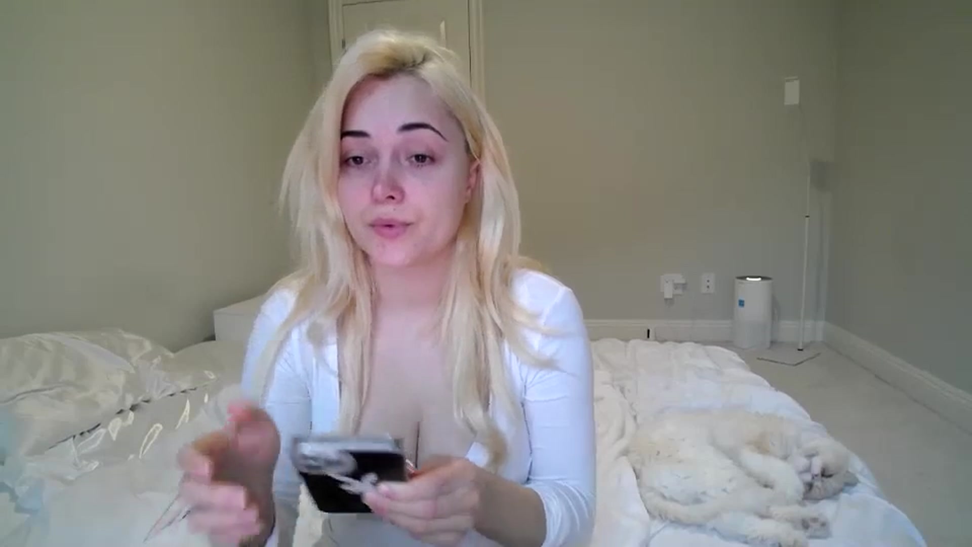 Gallery image thumbnail from SandraGPopa's myfreecams stream on, 02/29/2024, 01:44 image 18 of 20