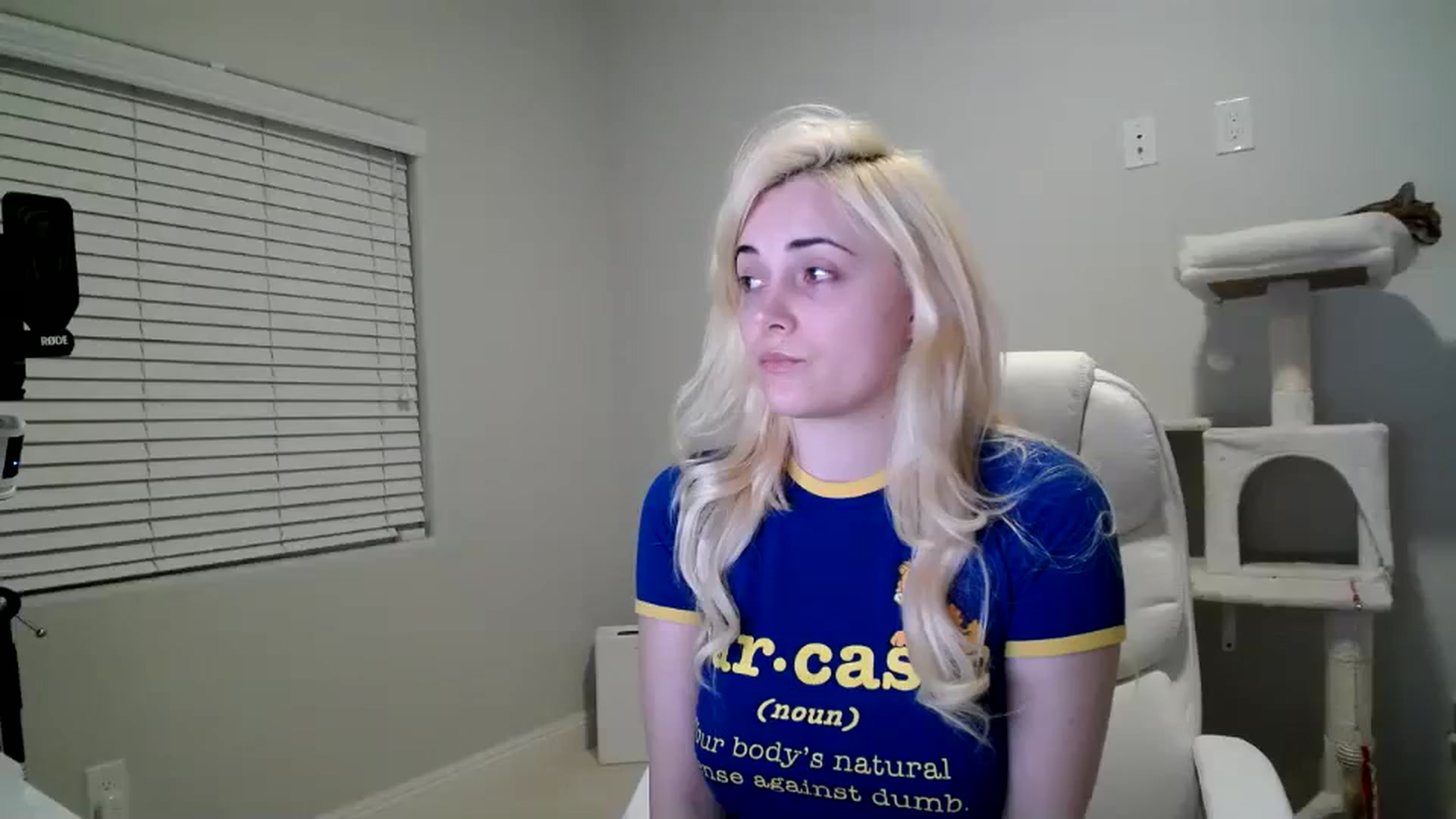 Gallery image thumbnail from SandraGPopa's myfreecams stream on, 03/05/2024, 08:06 image 9 of 20